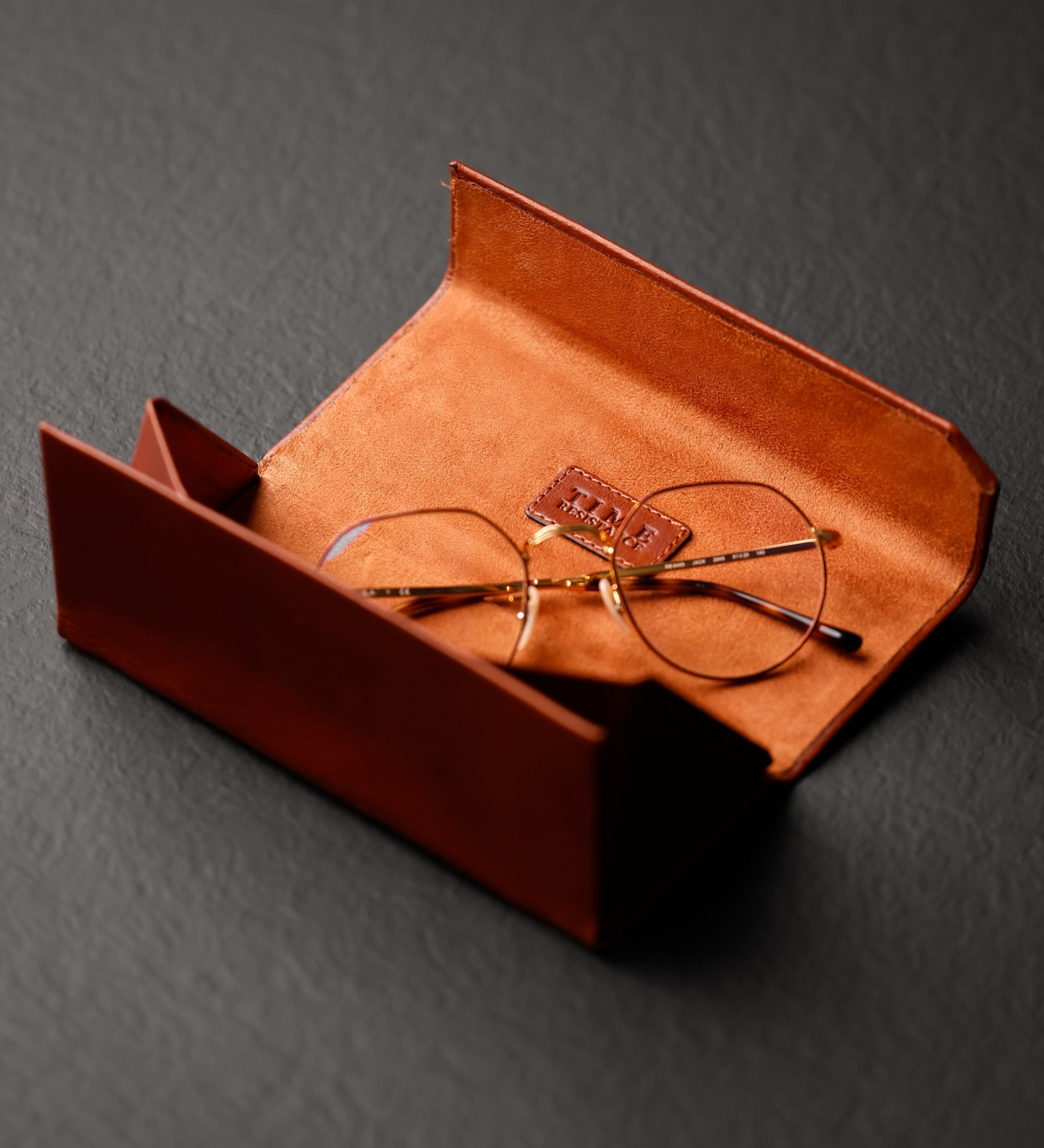 Étui à lunettes pliable en cuir pour femme The Riddle of the Sands