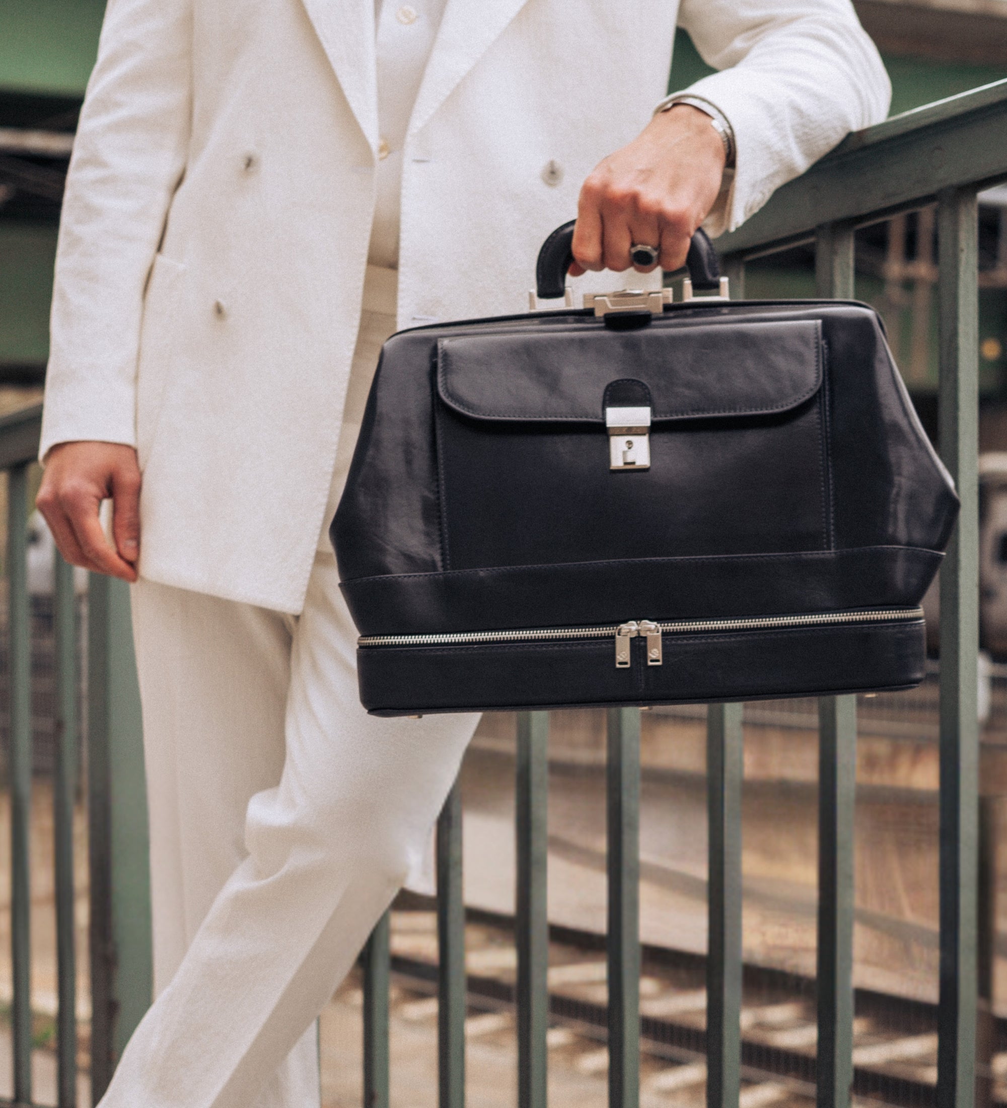 Grand sac de docteur en cuir italien The Master and Margarita