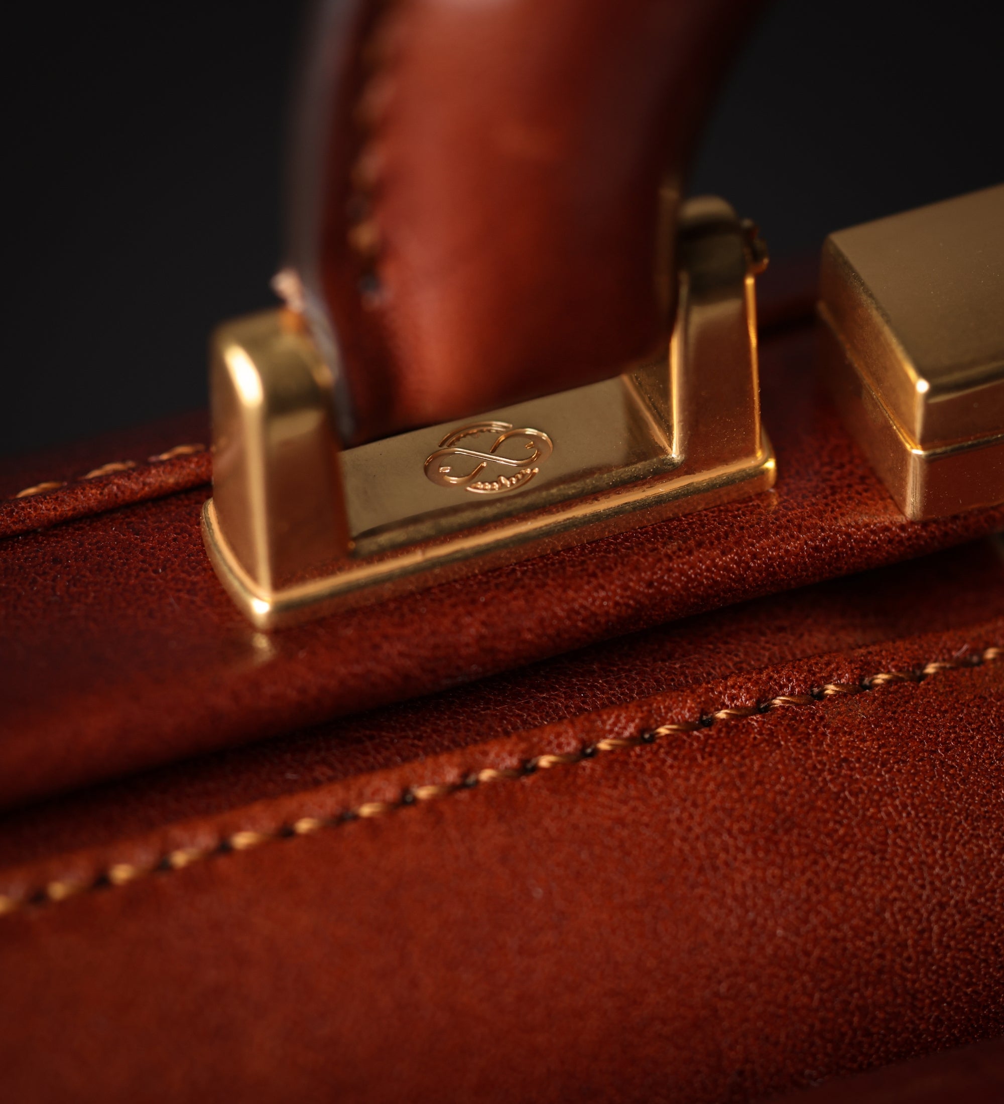 Grand sac de docteur en cuir italien pour femme The Master and Margarita