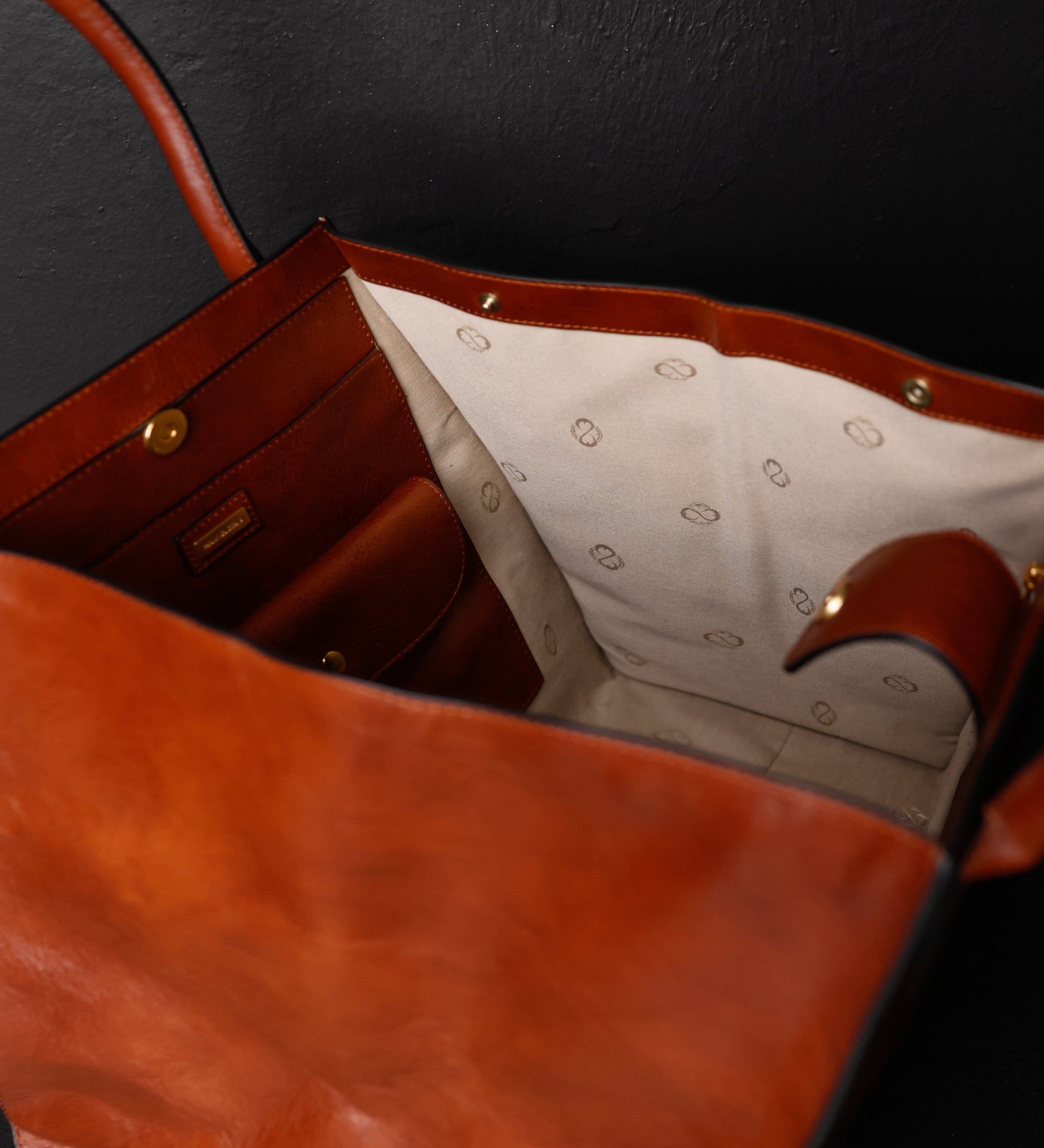 Sac à main cabas en cuir pour femme The Woman In White