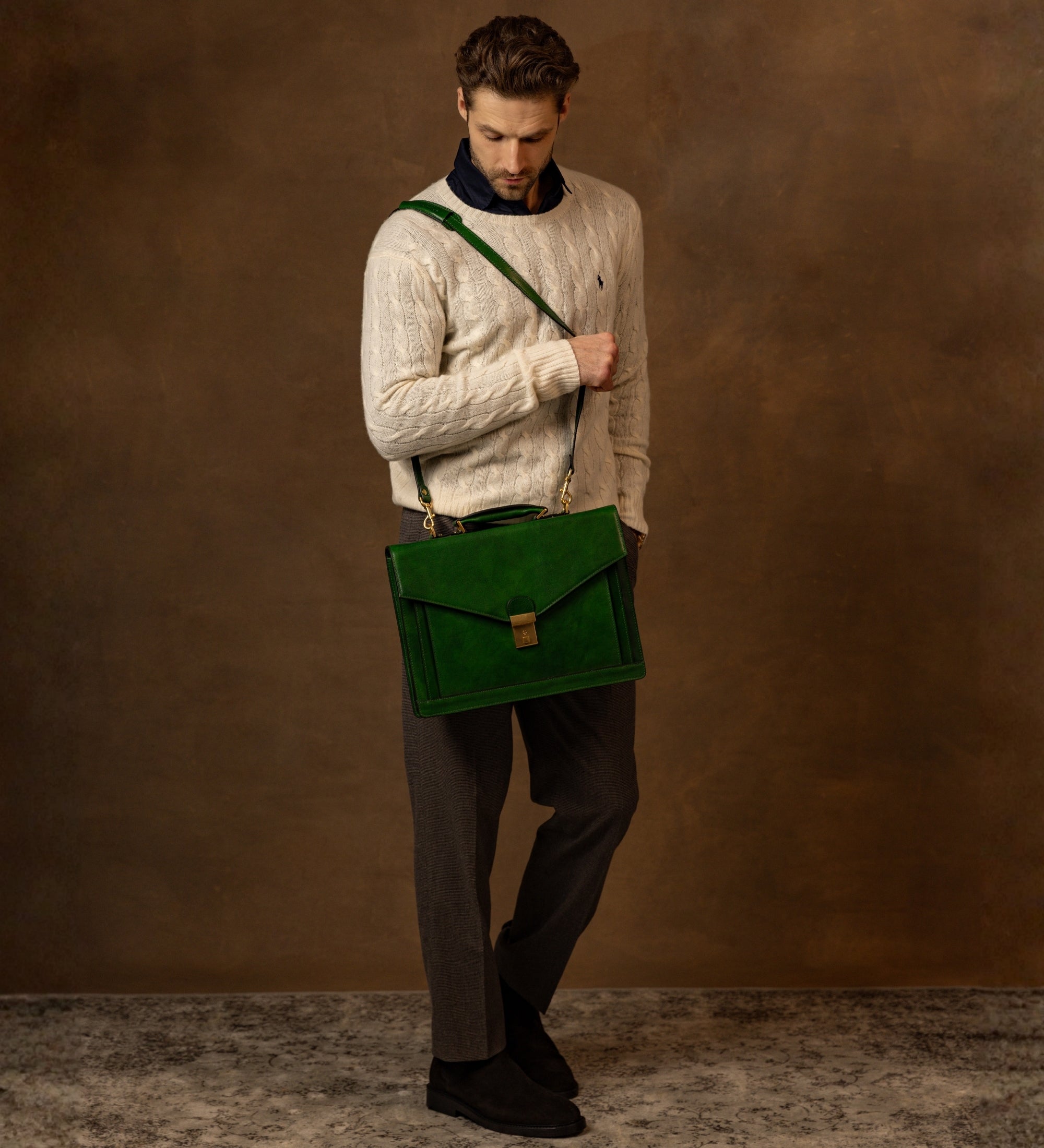 Mallette en cuir au design classique The Magus