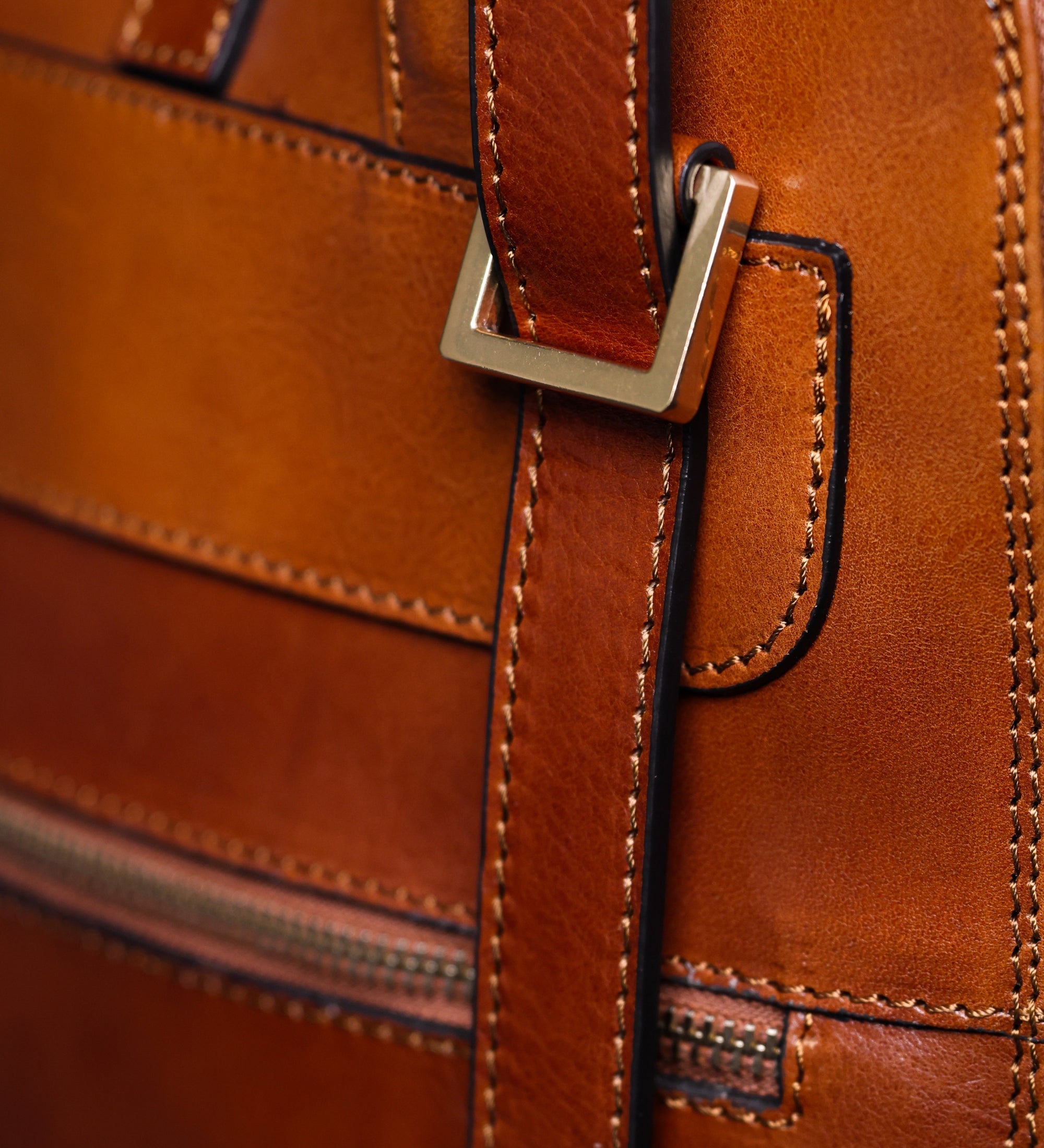 Sac à dos convertible à bandoulière en cuir pour femme Clarissa