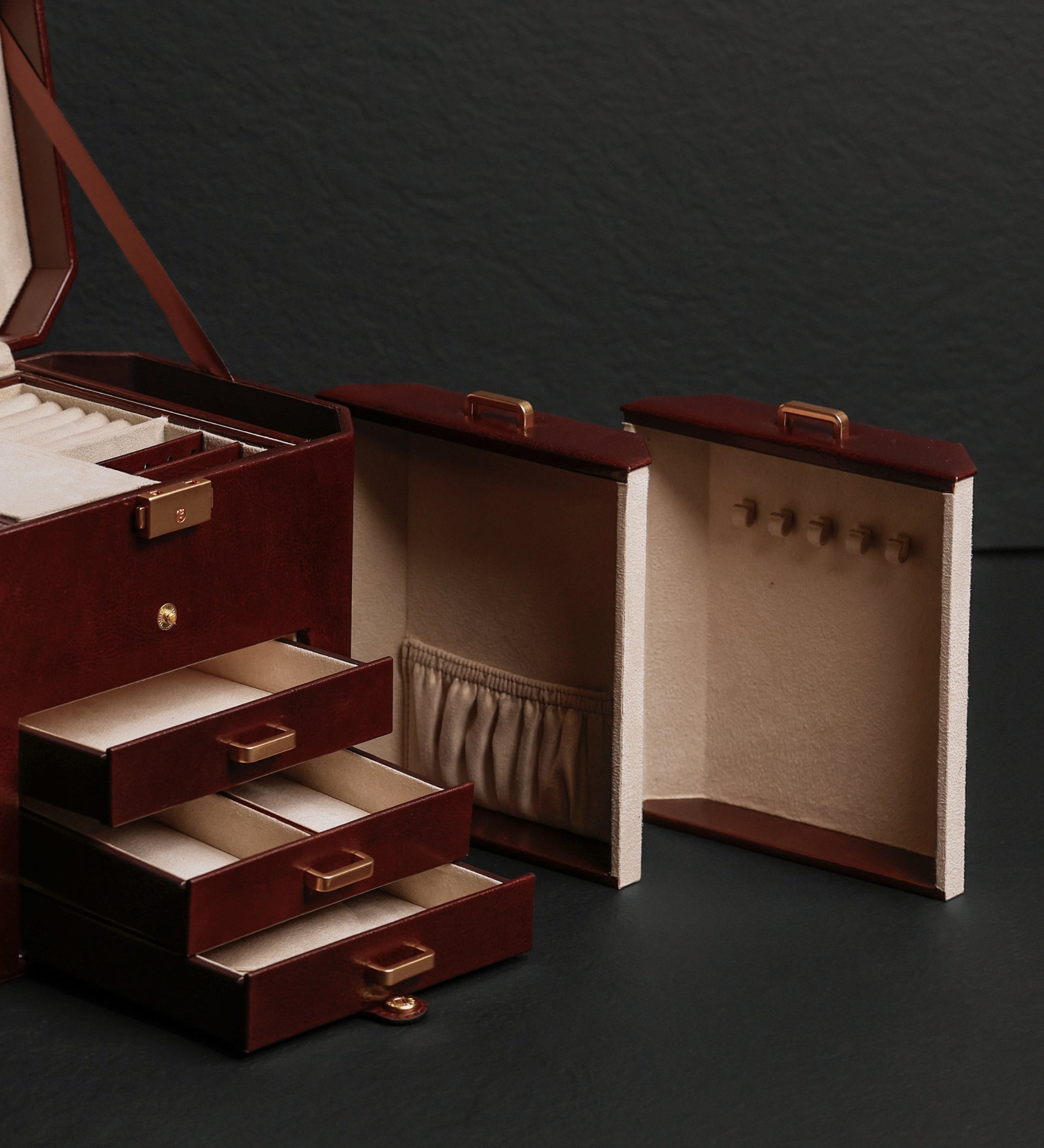 Grande boîte à bijoux en cuir pour femme A Handful of Dust