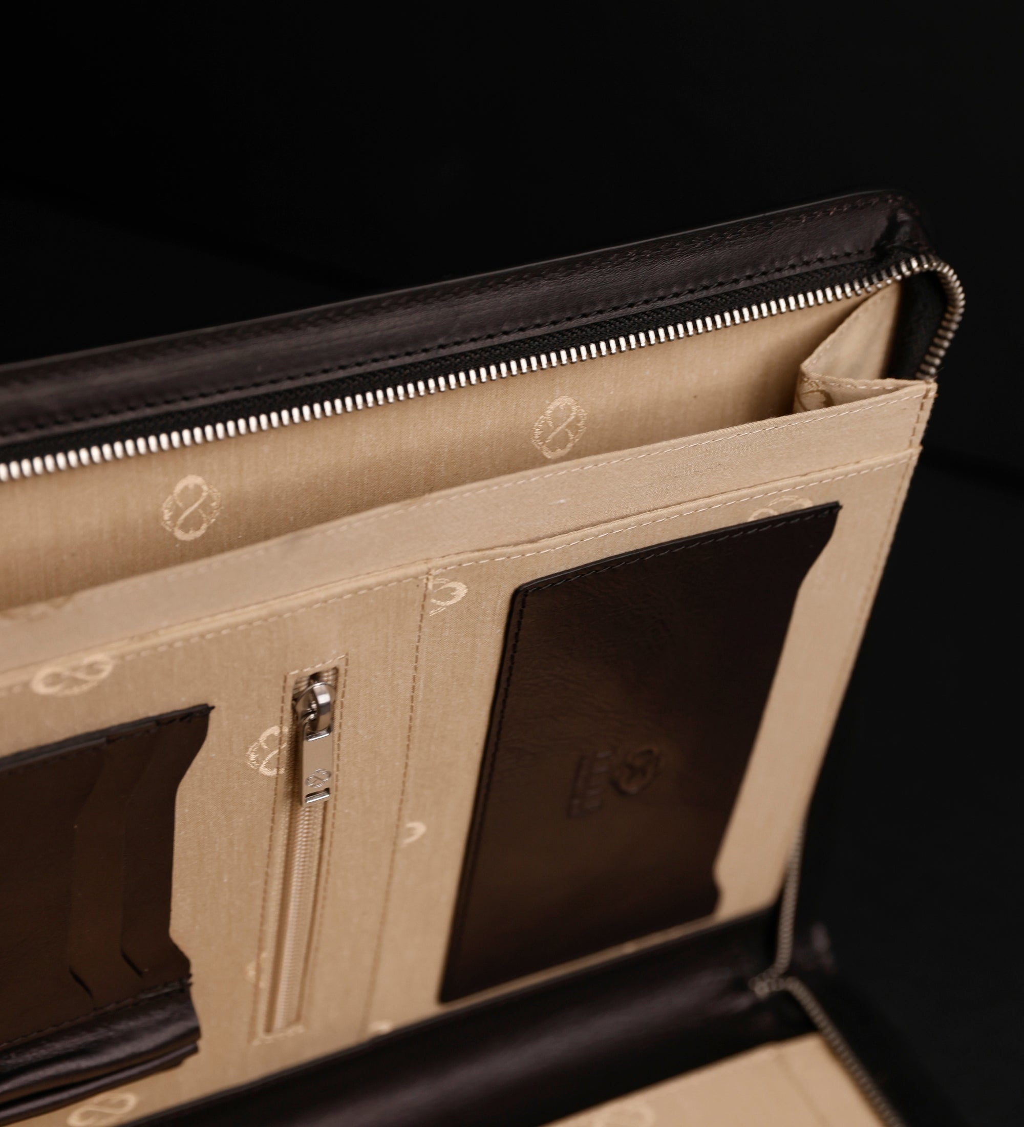 Porte-documents organiseur A4 en cuir Candide