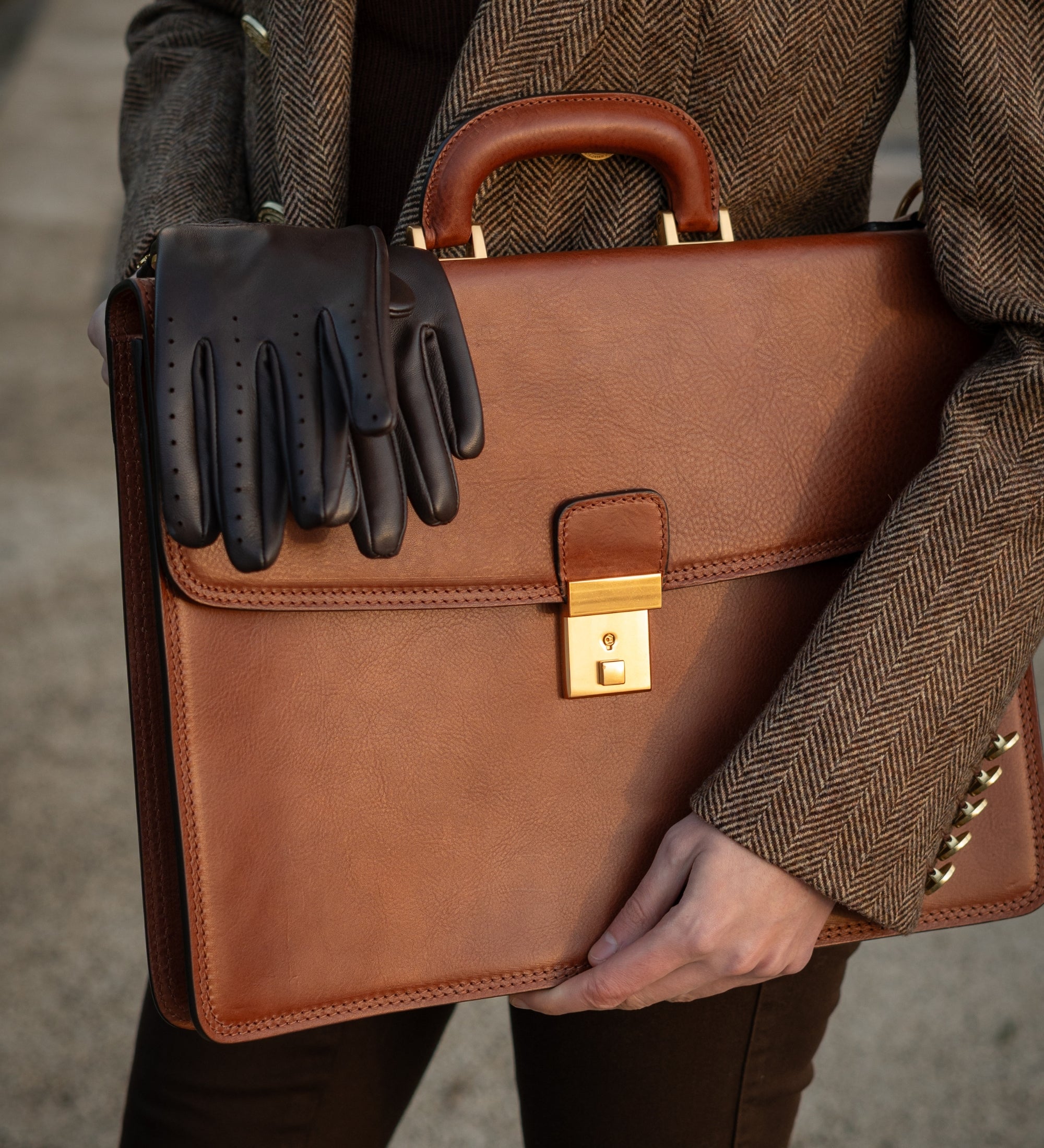 Serviette en cuir pour femme The Sound of the Mountain