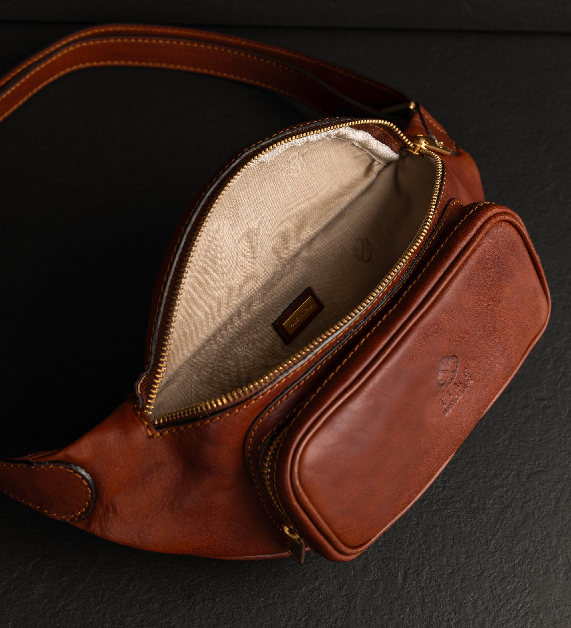Sac banane à bandoulière en cuir pour femme Independent People