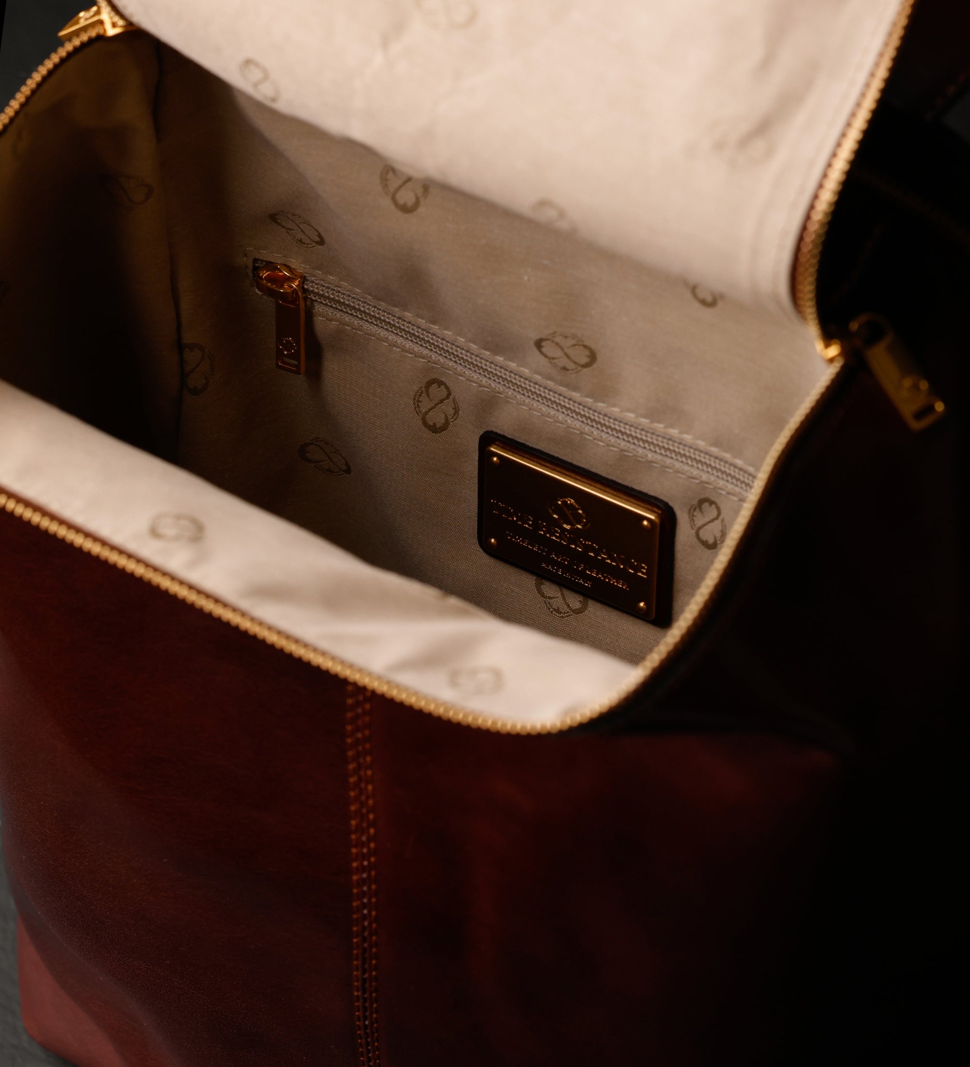 Sac à dos en cuir pour femme A Bend in the River