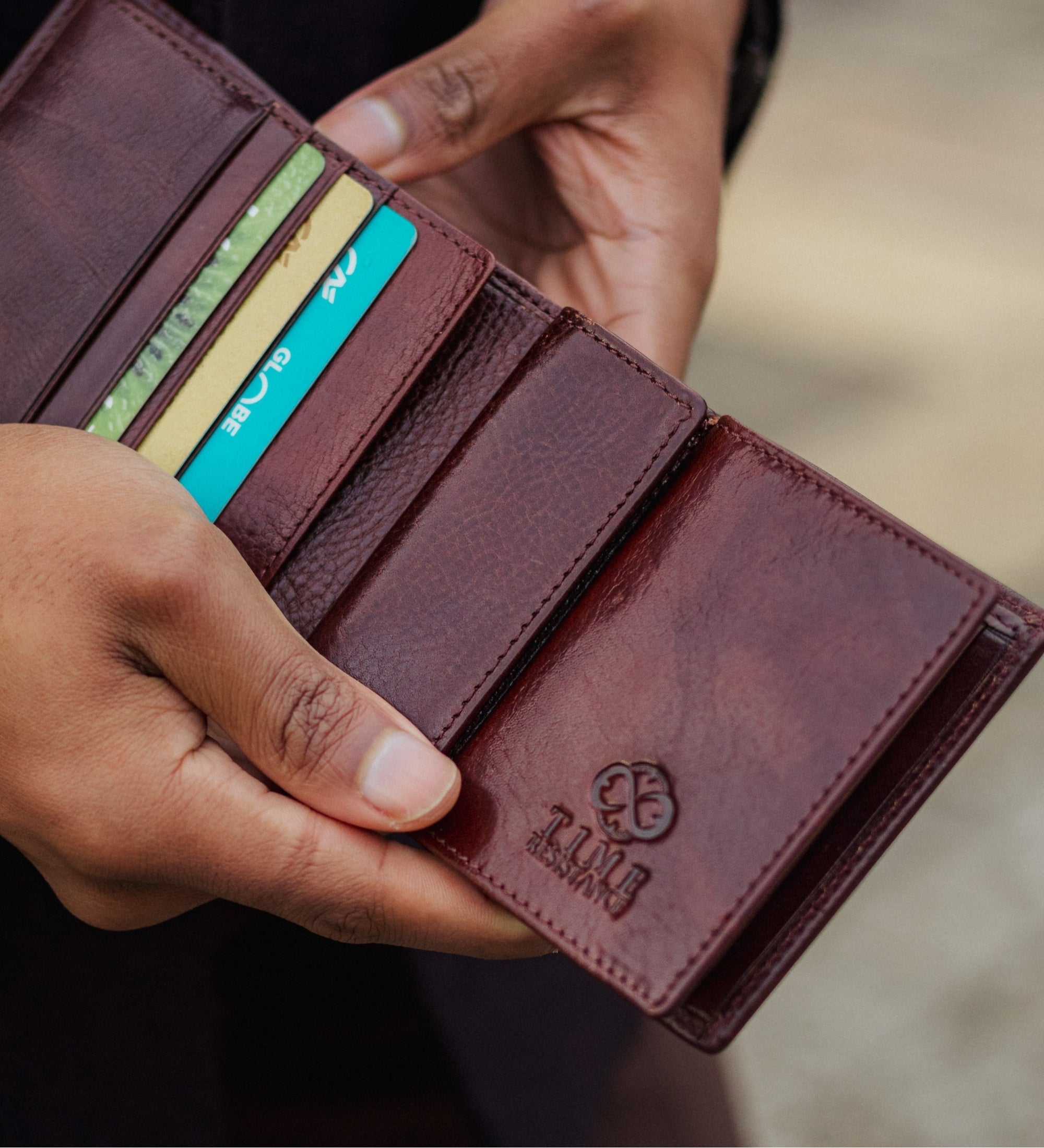 Portefeuille à deux volets en cuir Daniel