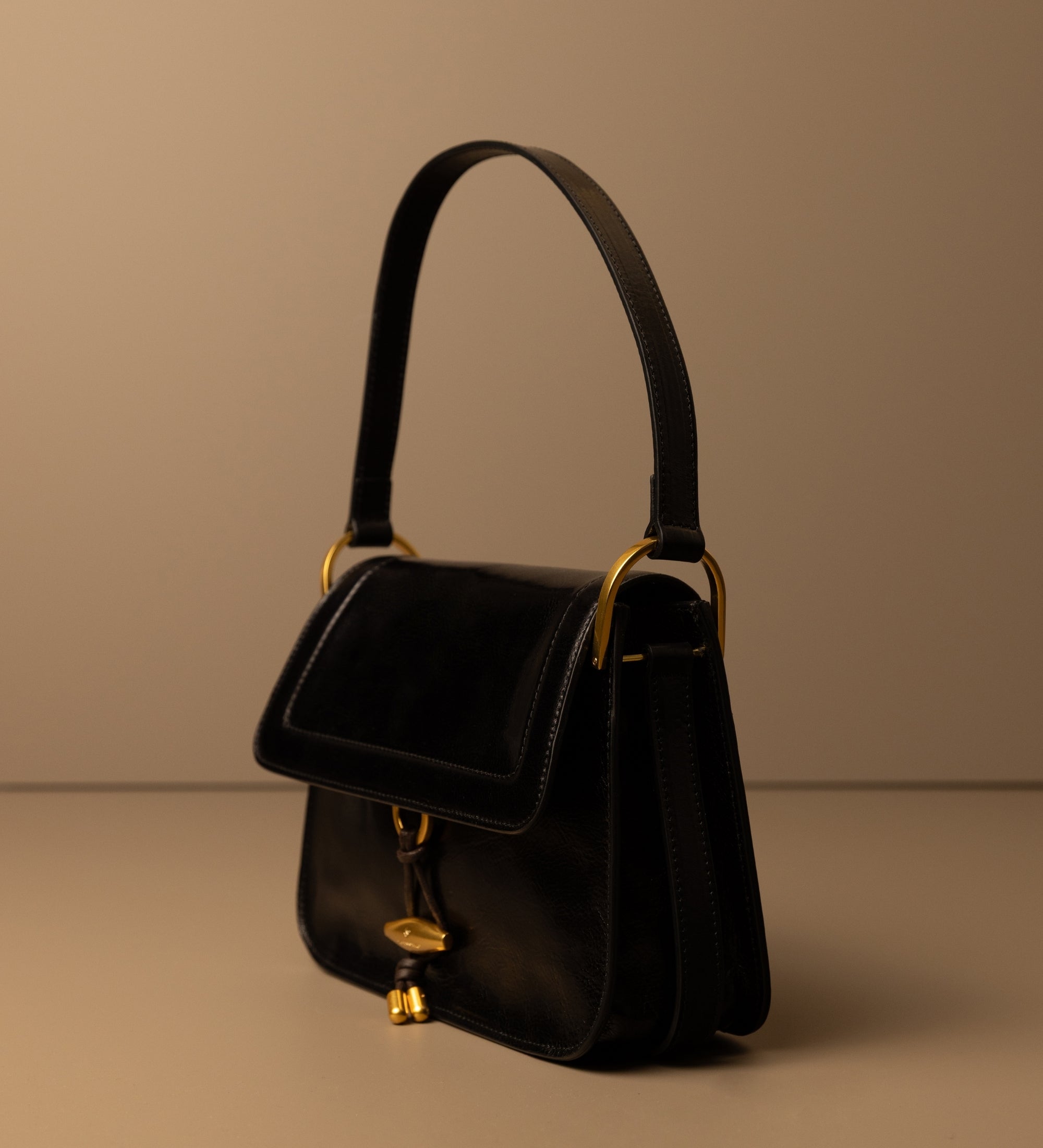 Sac à rabat en cuir pour femme Possession