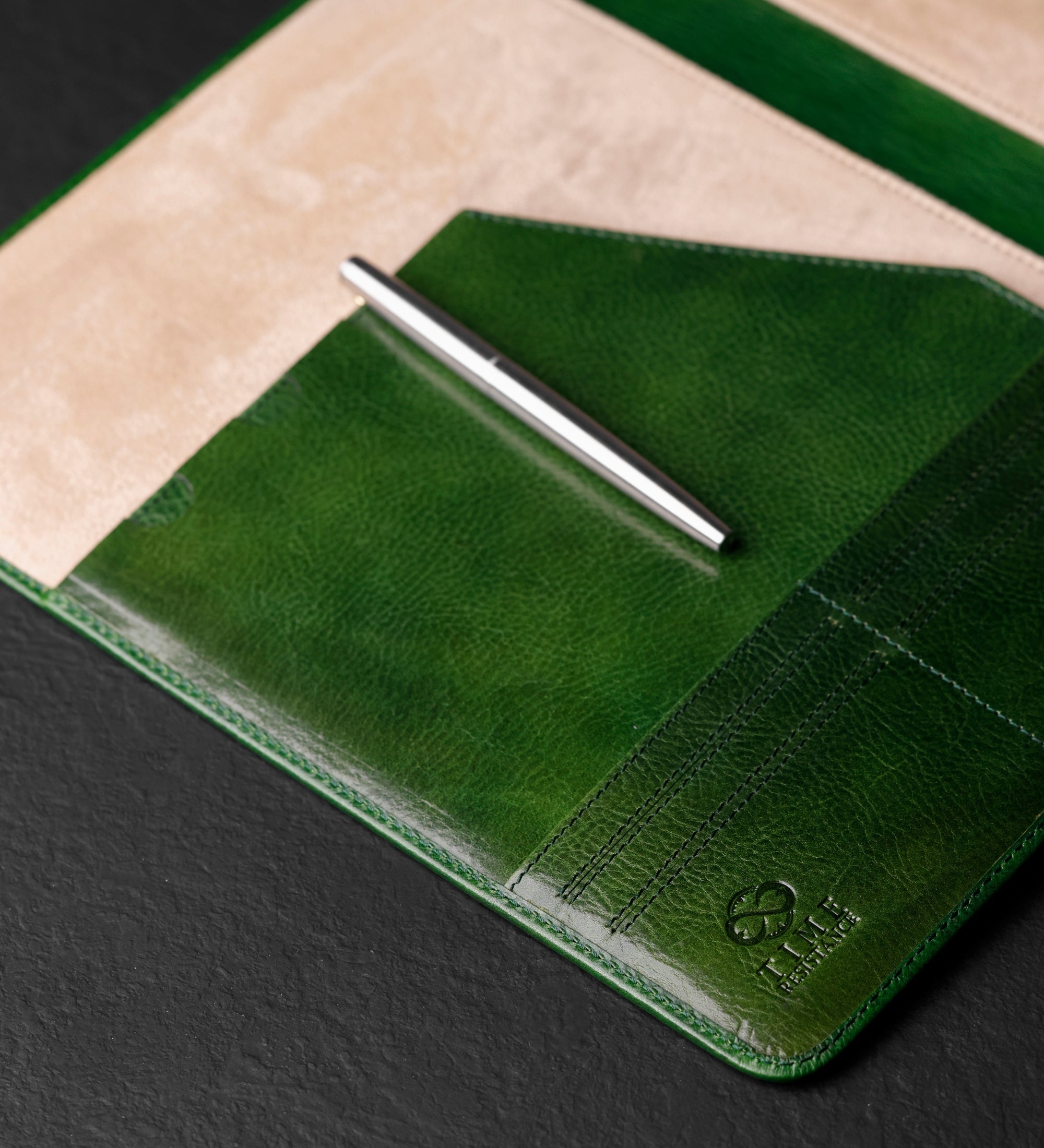 Porte-documents en cuir pour femme Something Fresh