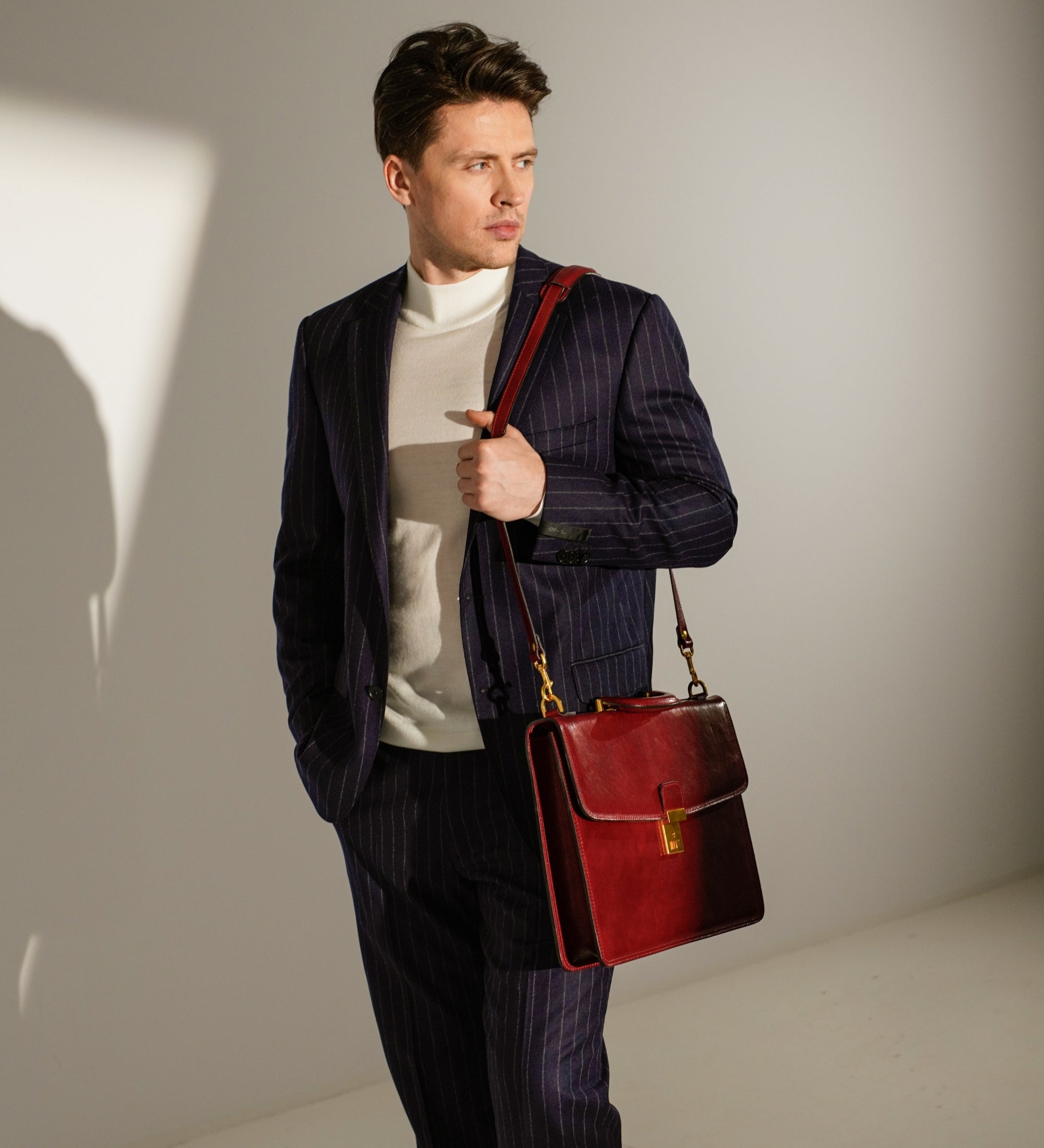 Serviette en cuir The Sound of the Mountain