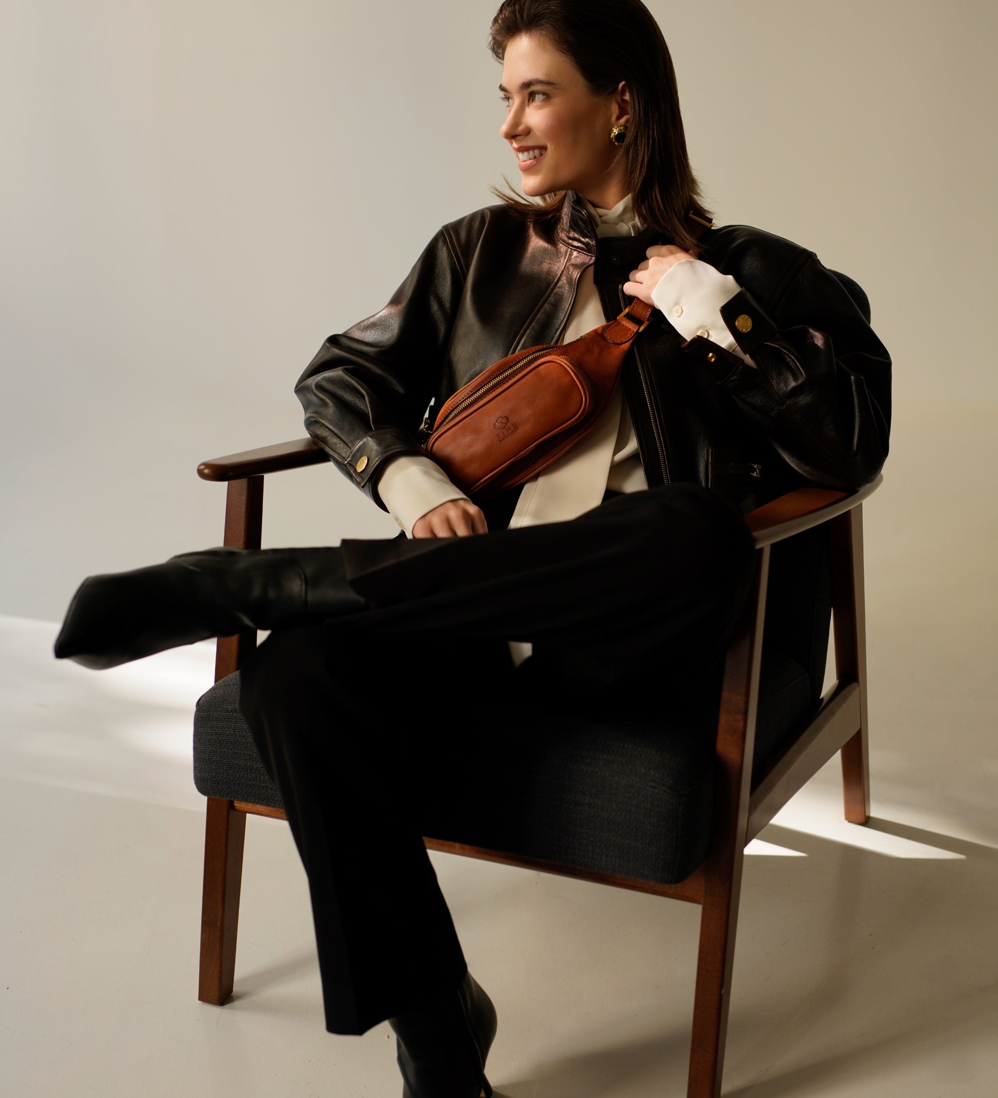 Sac banane à bandoulière en cuir pour femme Independent People