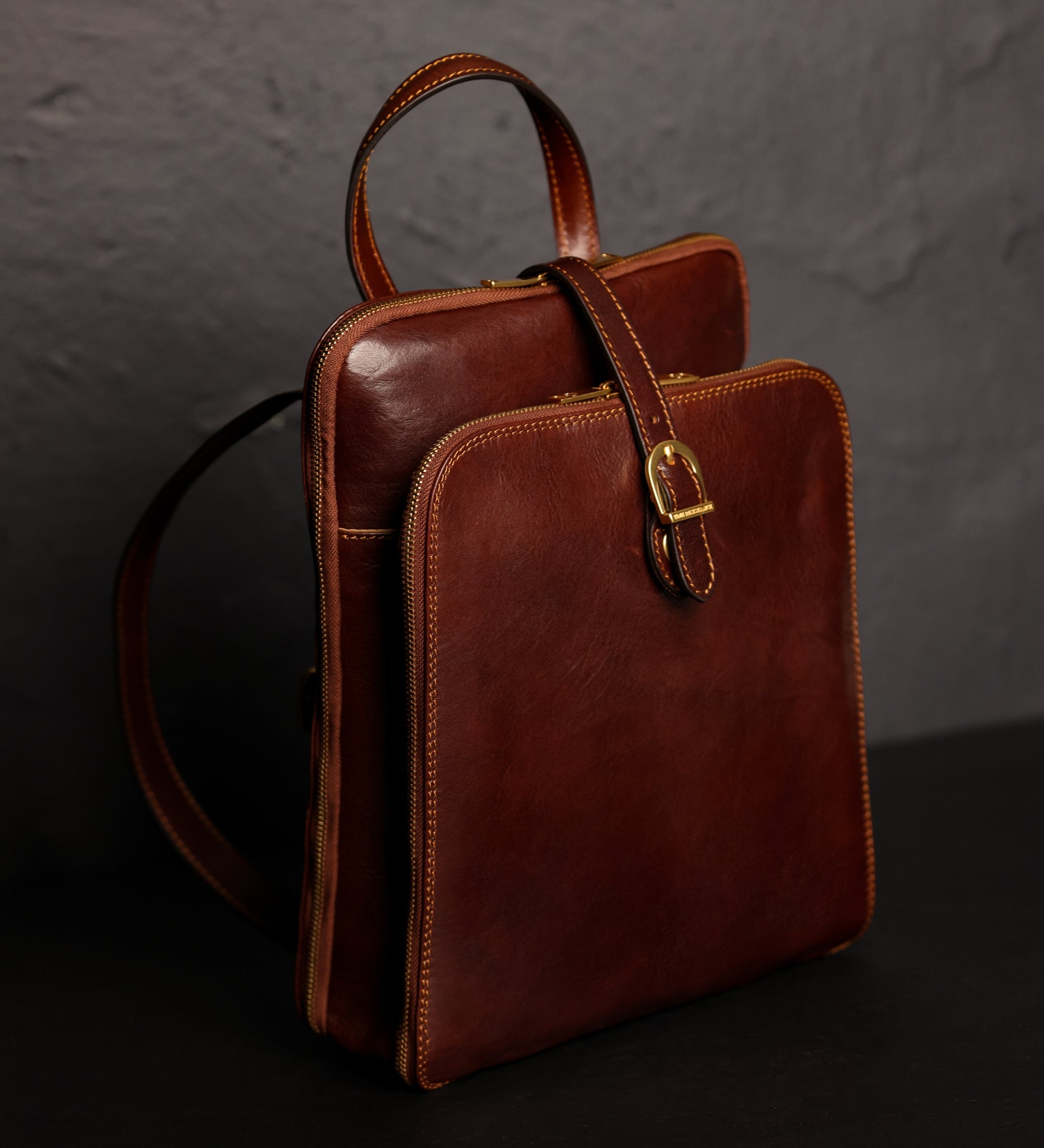 Sac à dos convertible à bandoulière en cuir pour femme Clarissa