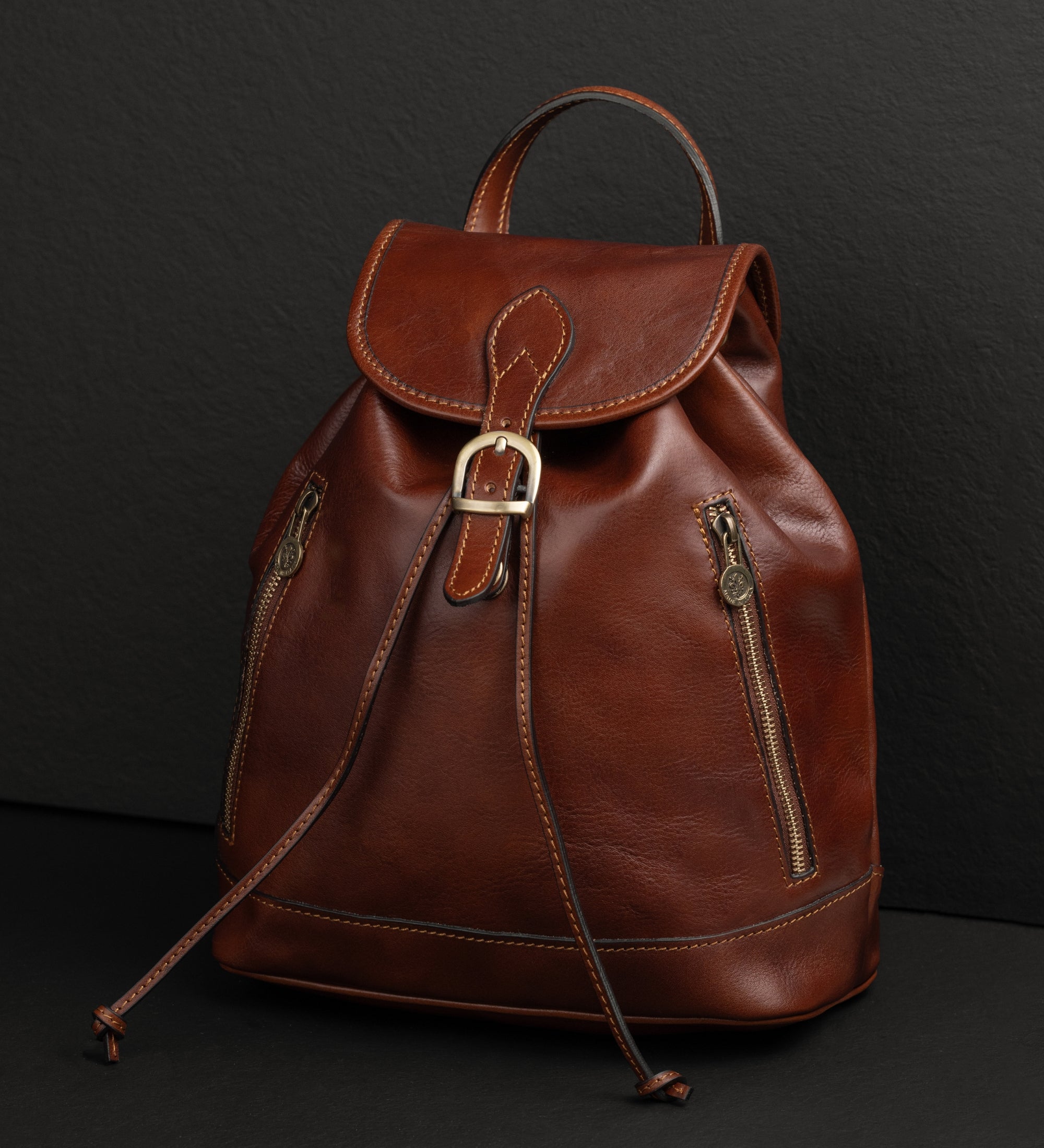 Sac à dos en cuir pour femme White Noise