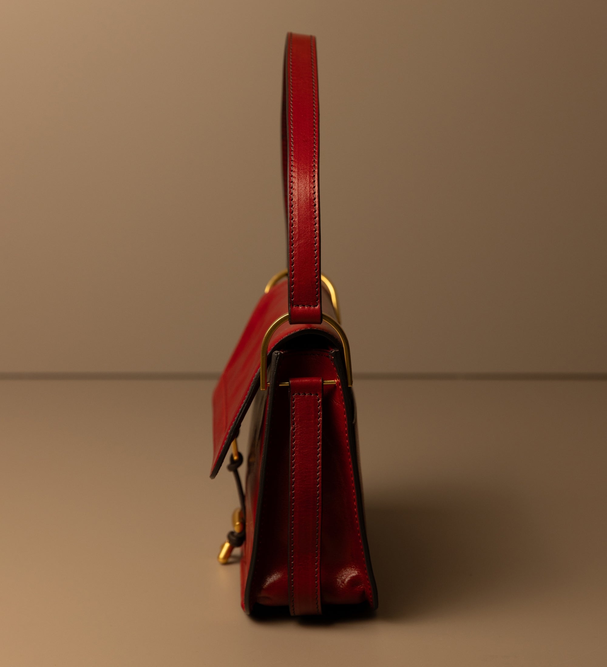 Sac à rabat en cuir pour femme Possession