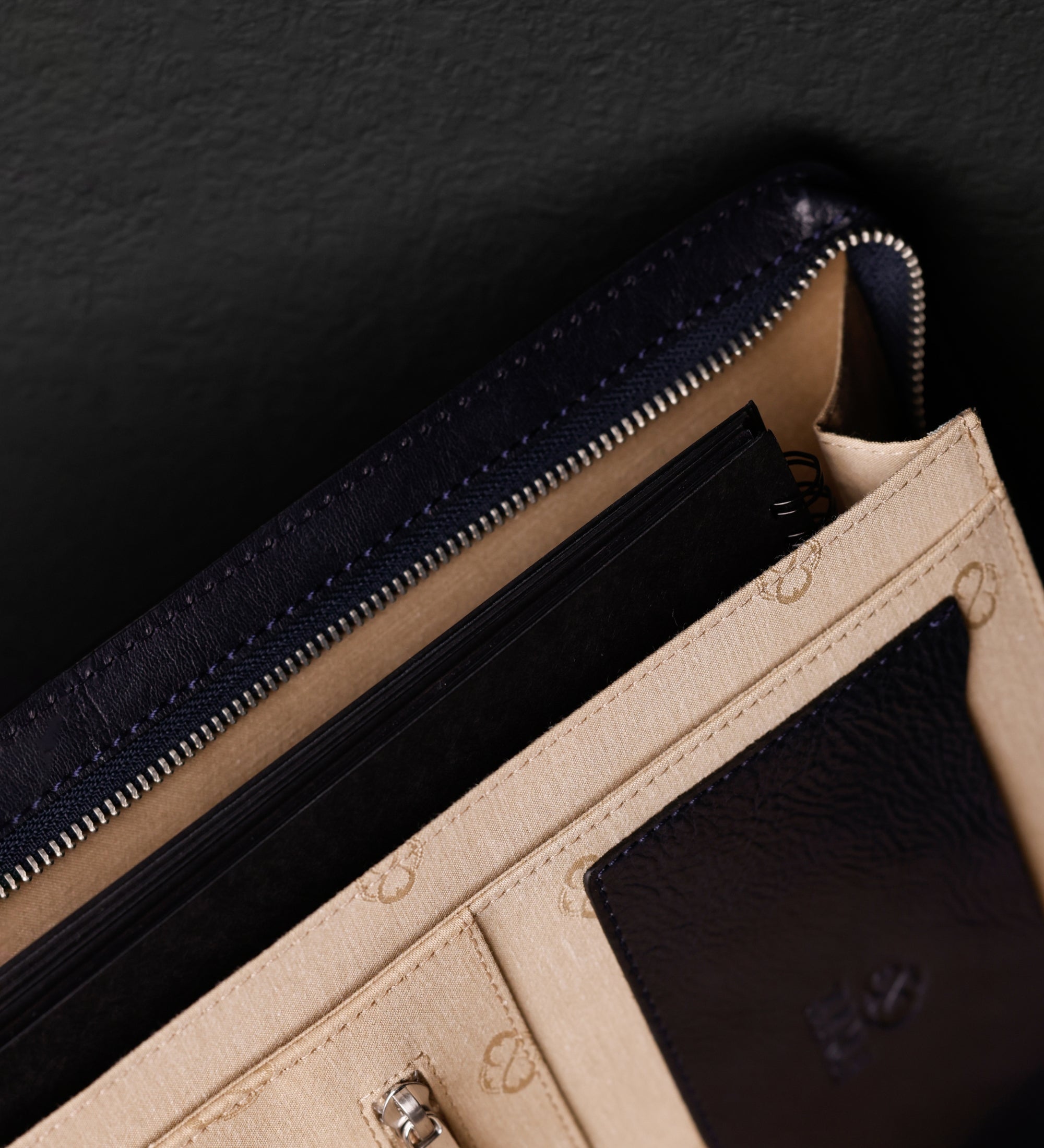 Porte-documents organiseur A4 en cuir pour femme Candide