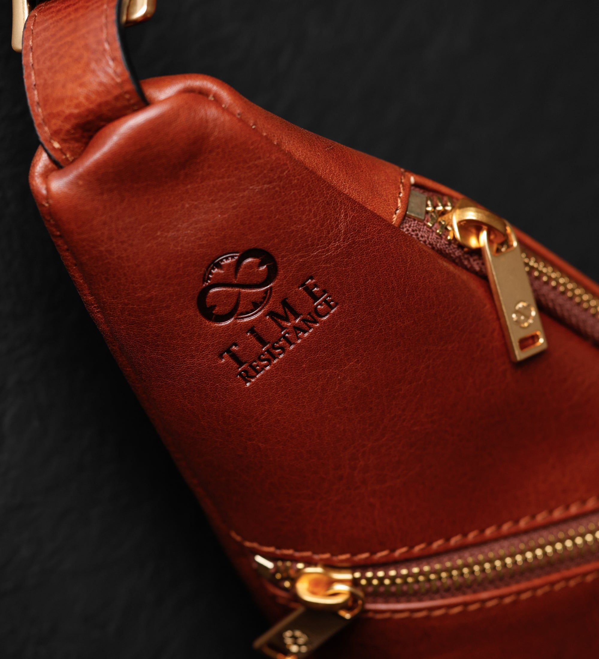 Sac de poitrine en cuir Tales of the City