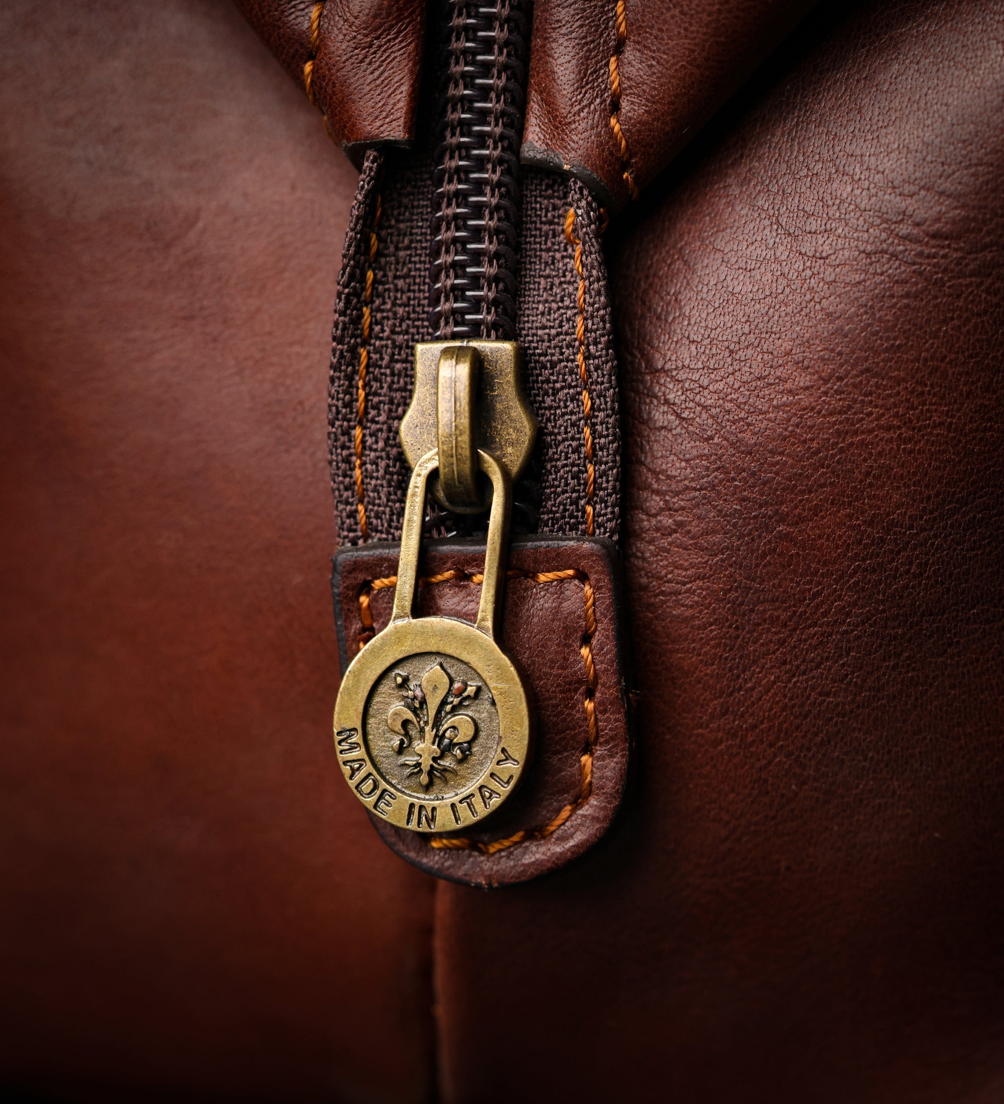 Trousse de toilette en cuir Four Past Midnight