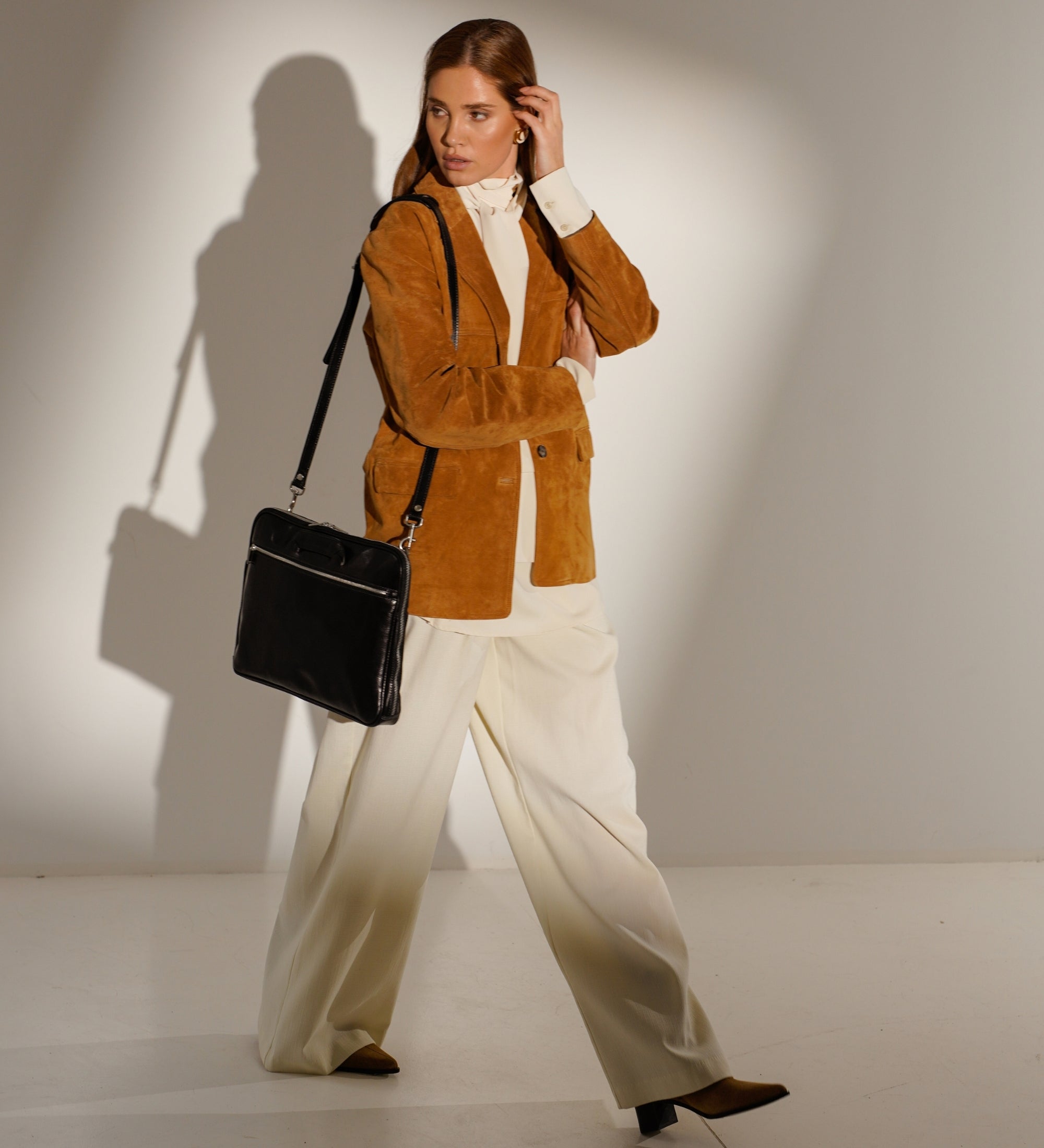 Sacoche pour ordinateur portable en cuir pour femme Brave New World