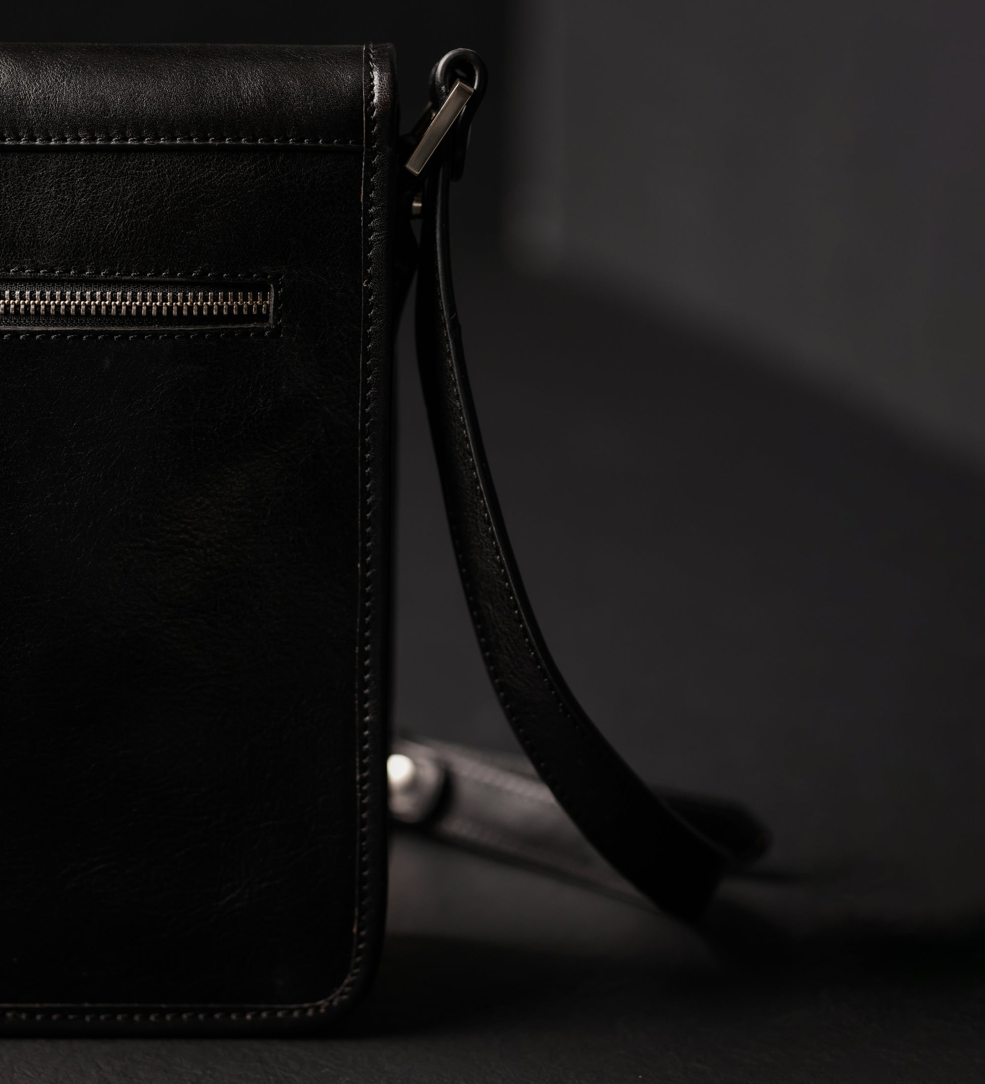 Petit sac messager en cuir On The Road