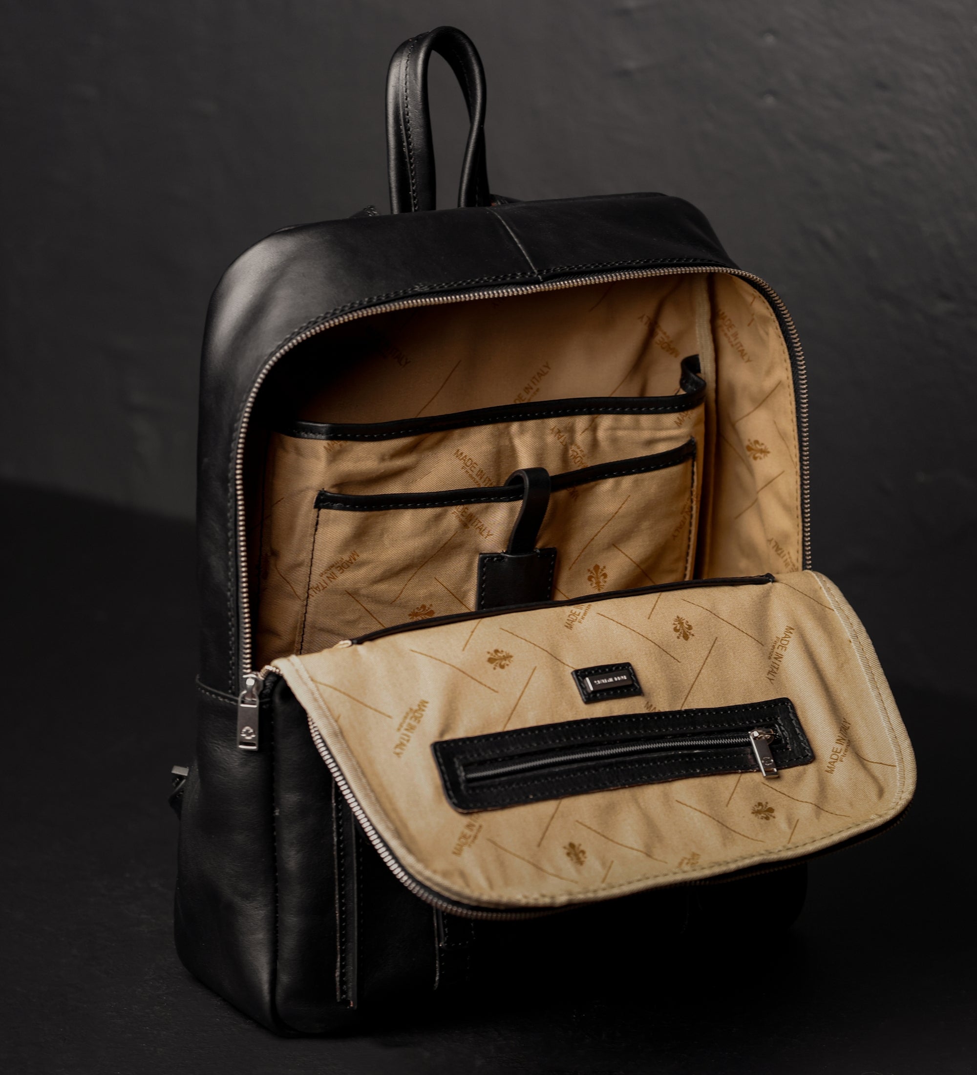 Grand sac à dos en cuir pour homme The Divine Comedy