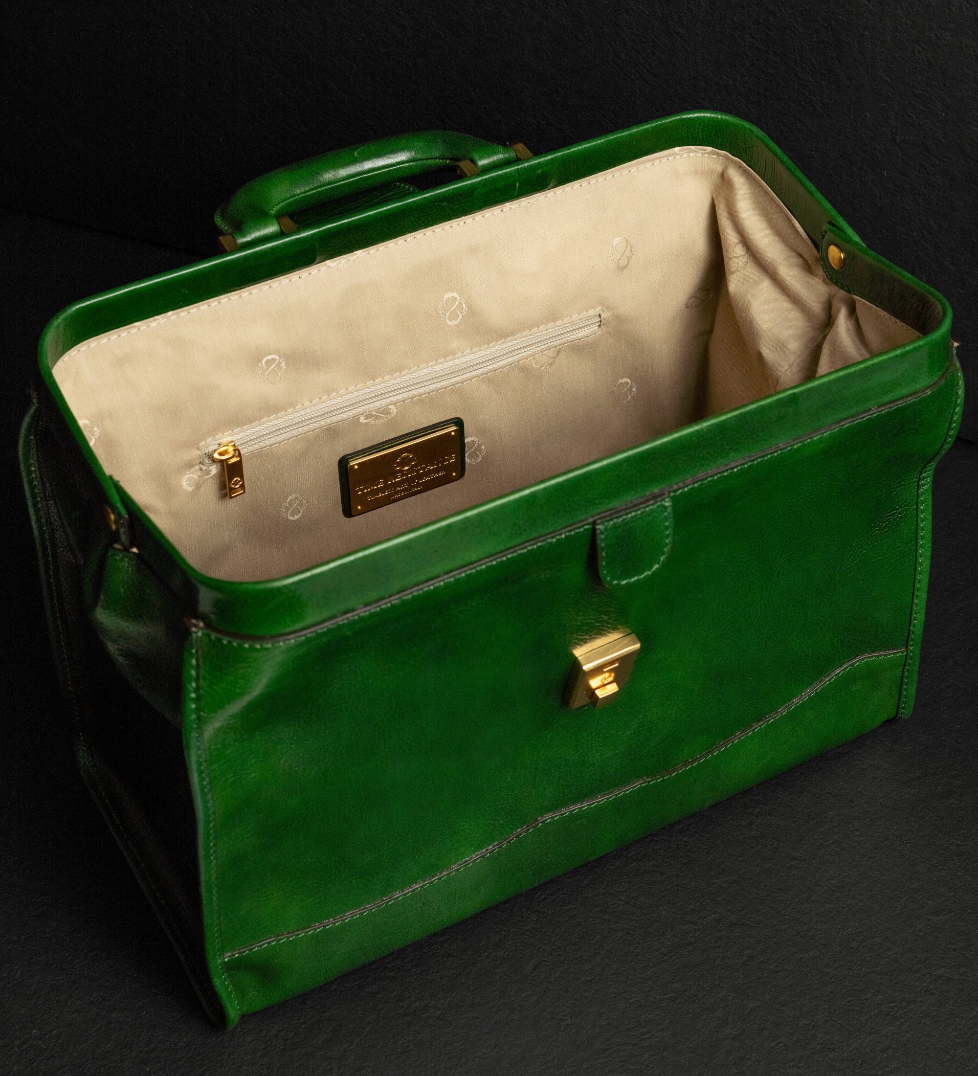 Petit sac de docteur en cuir David Copperfield