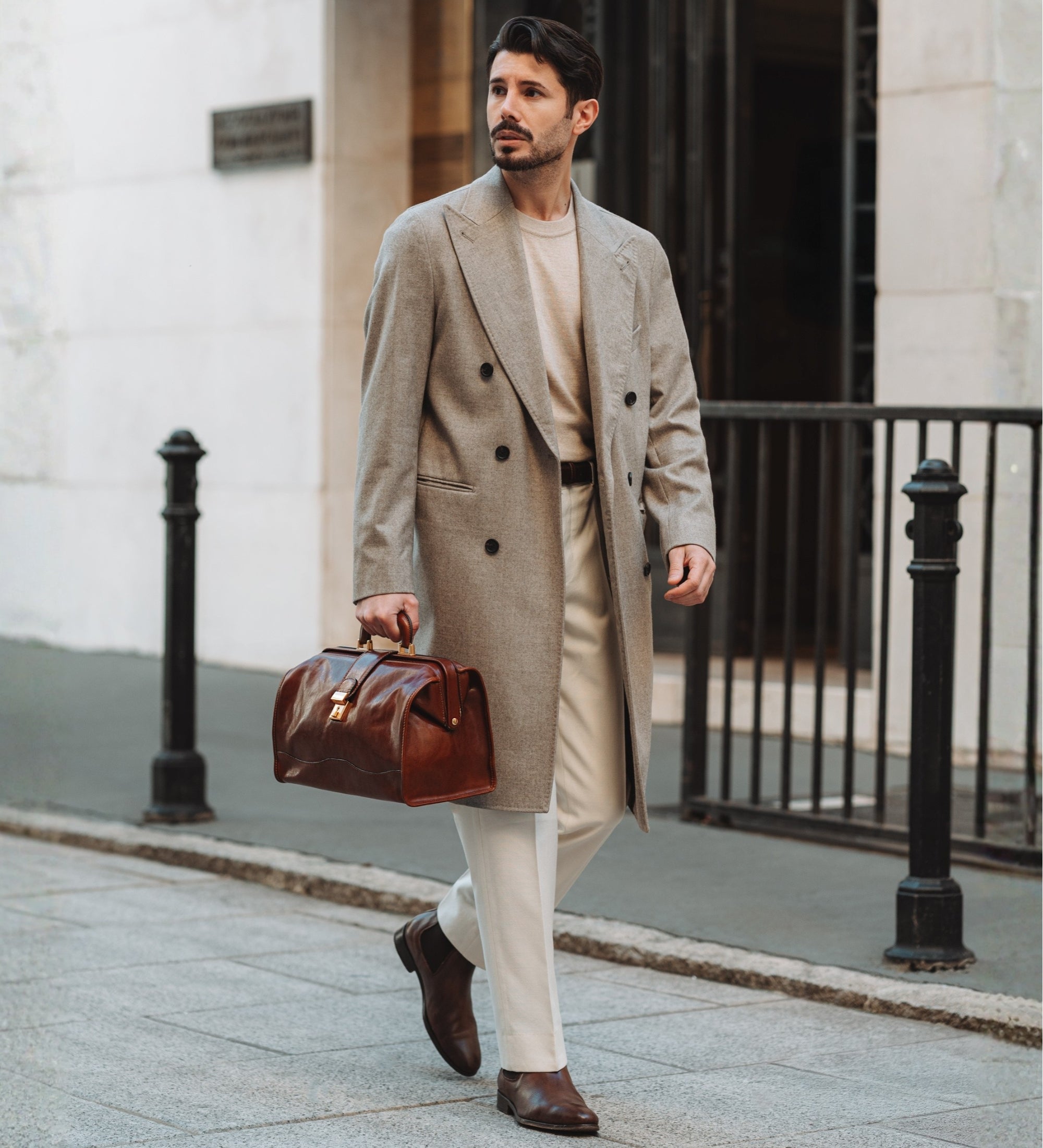 Petit sac de docteur en cuir David Copperfield
