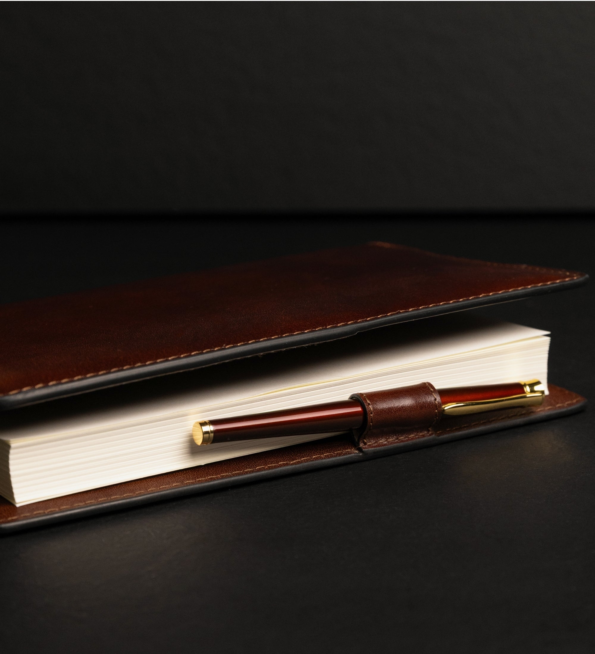 Carnet en cuir avec bloc-notes rechargeable A5 The Diary of a Nobody