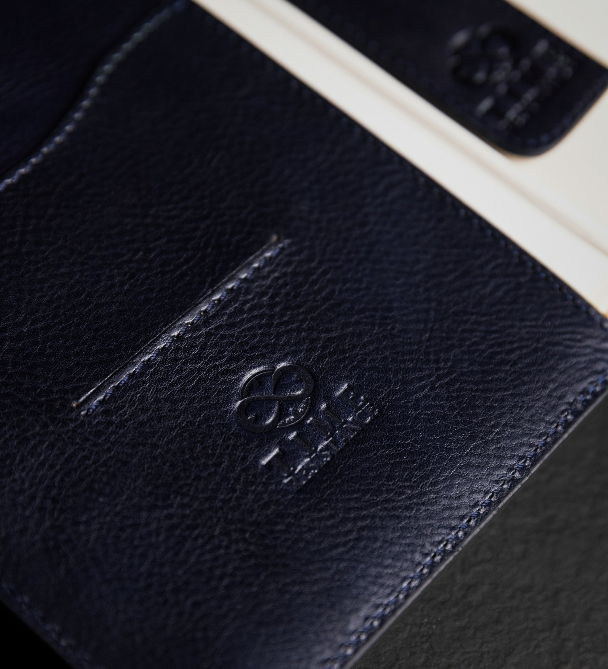 Carnet en cuir avec bloc-notes rechargeable A5 The Diary of a Nobody