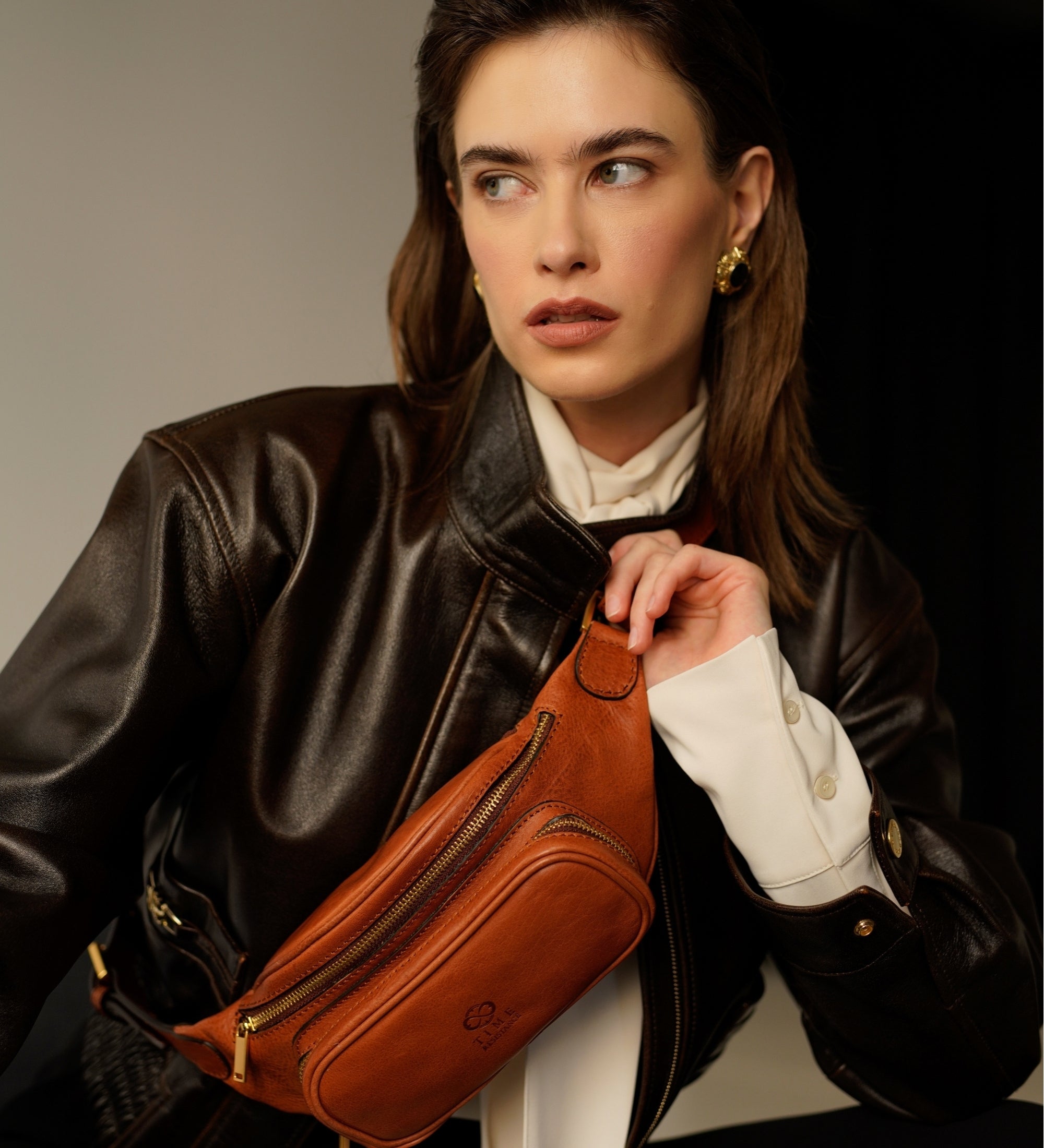 Sac banane à bandoulière en cuir pour femme Independent People