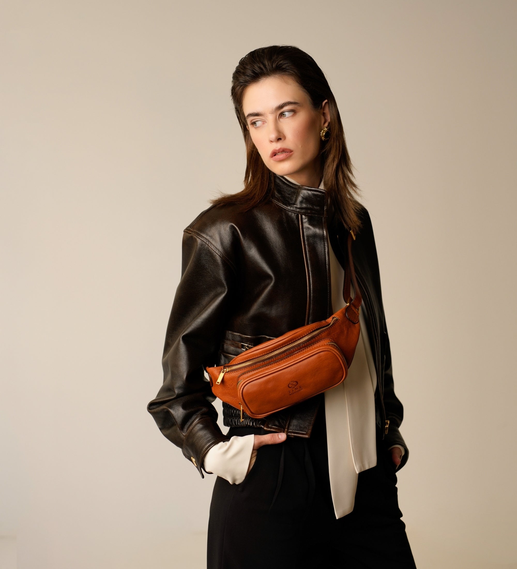 Sac banane à bandoulière en cuir pour femme Independent People