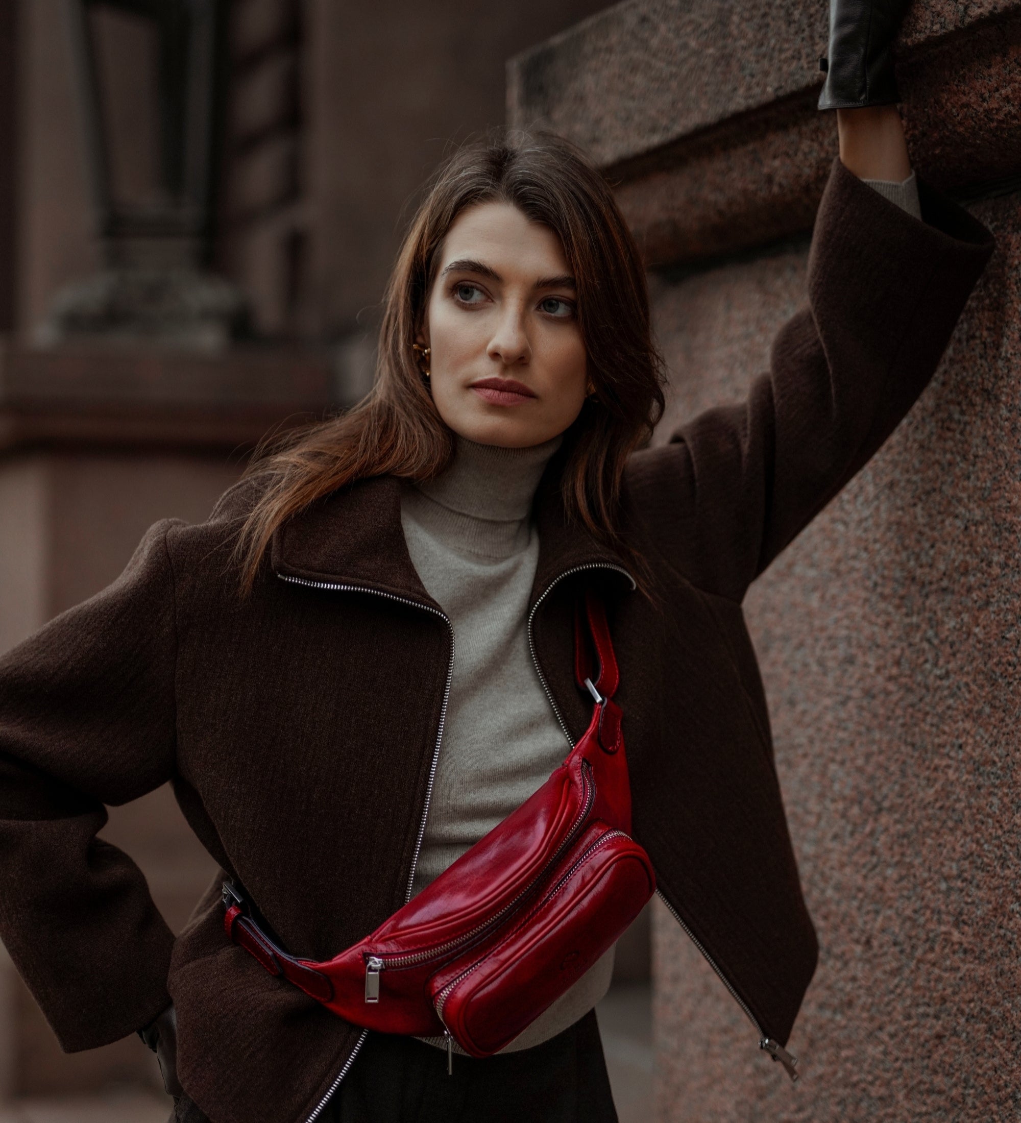 Sac banane à bandoulière en cuir pour femme Independent People