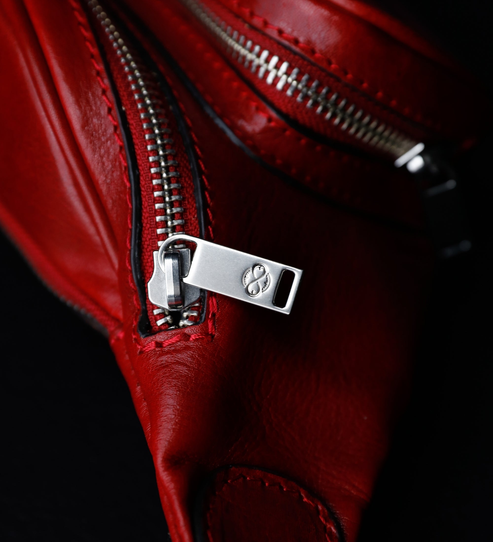 Sac banane à bandoulière en cuir pour femme Independent People