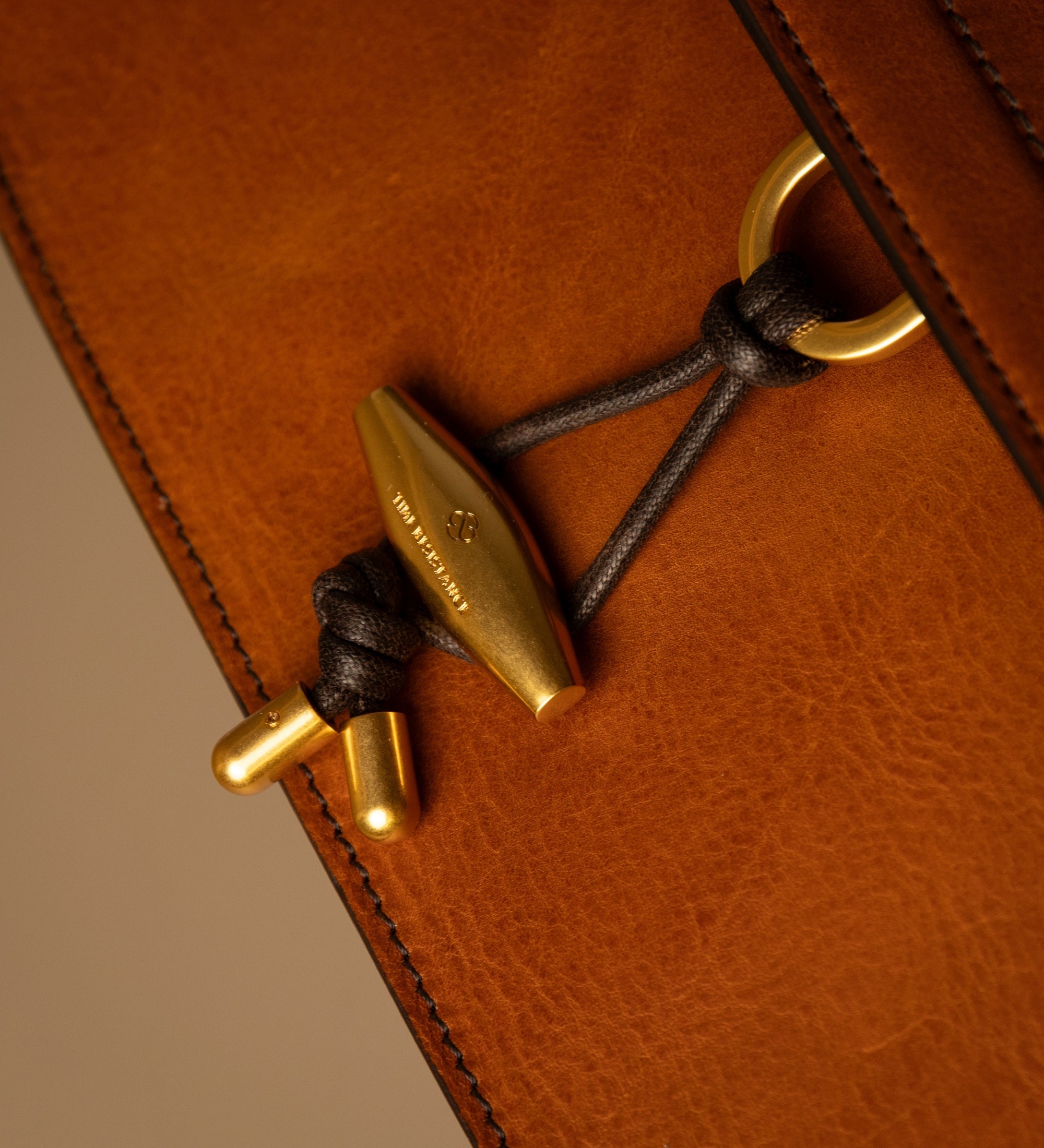 Sac à rabat en cuir pour femme Possession