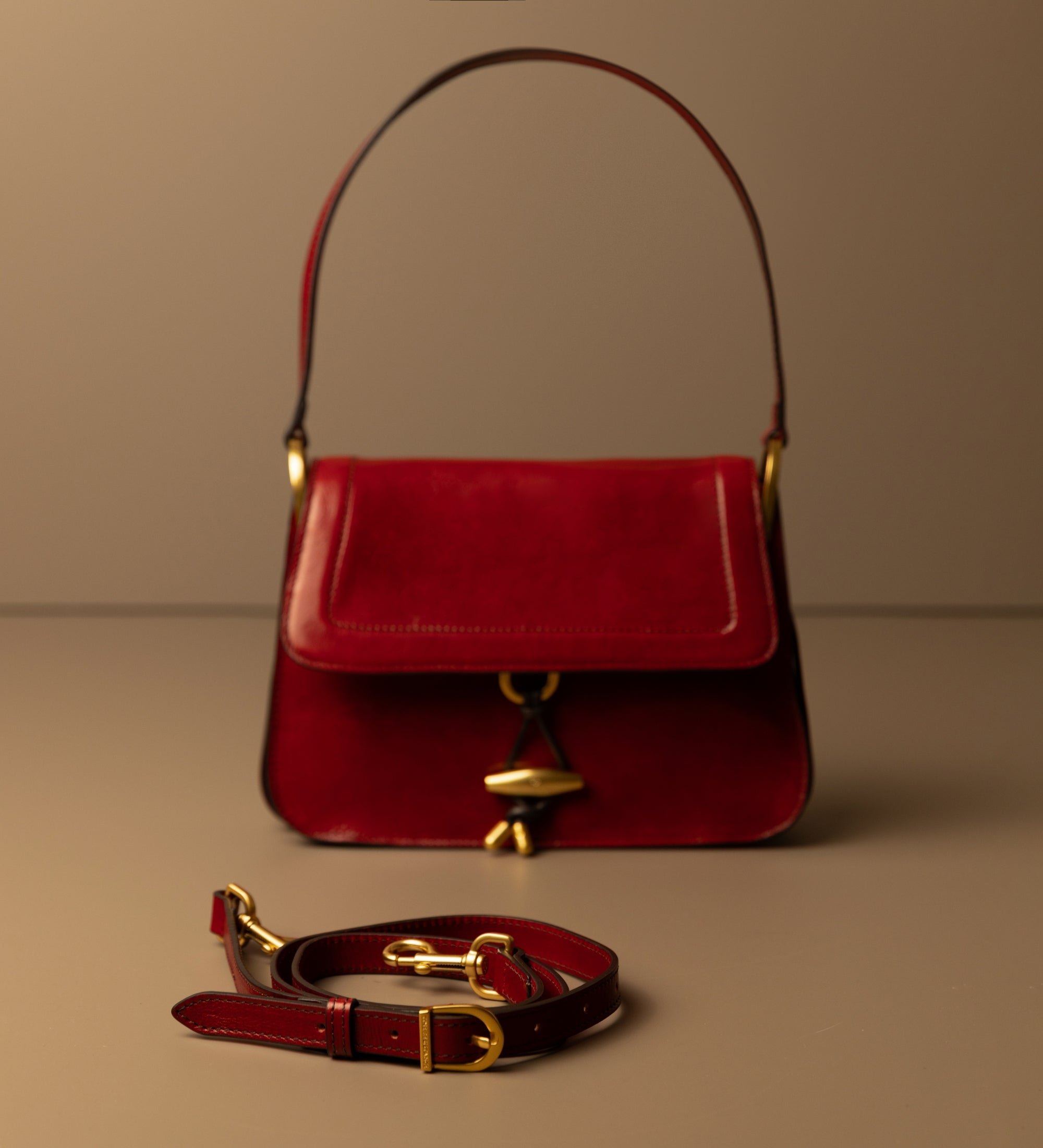 Sac à rabat en cuir pour femme Possession