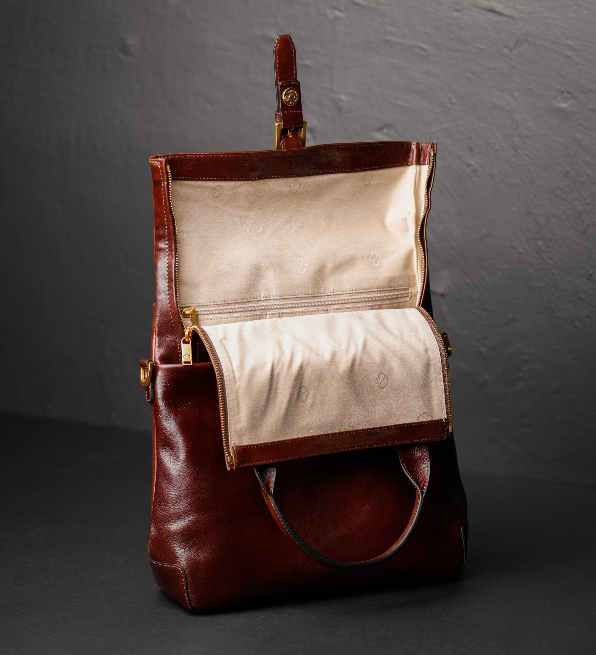 Sac à dos convertible en cuir The Awakening