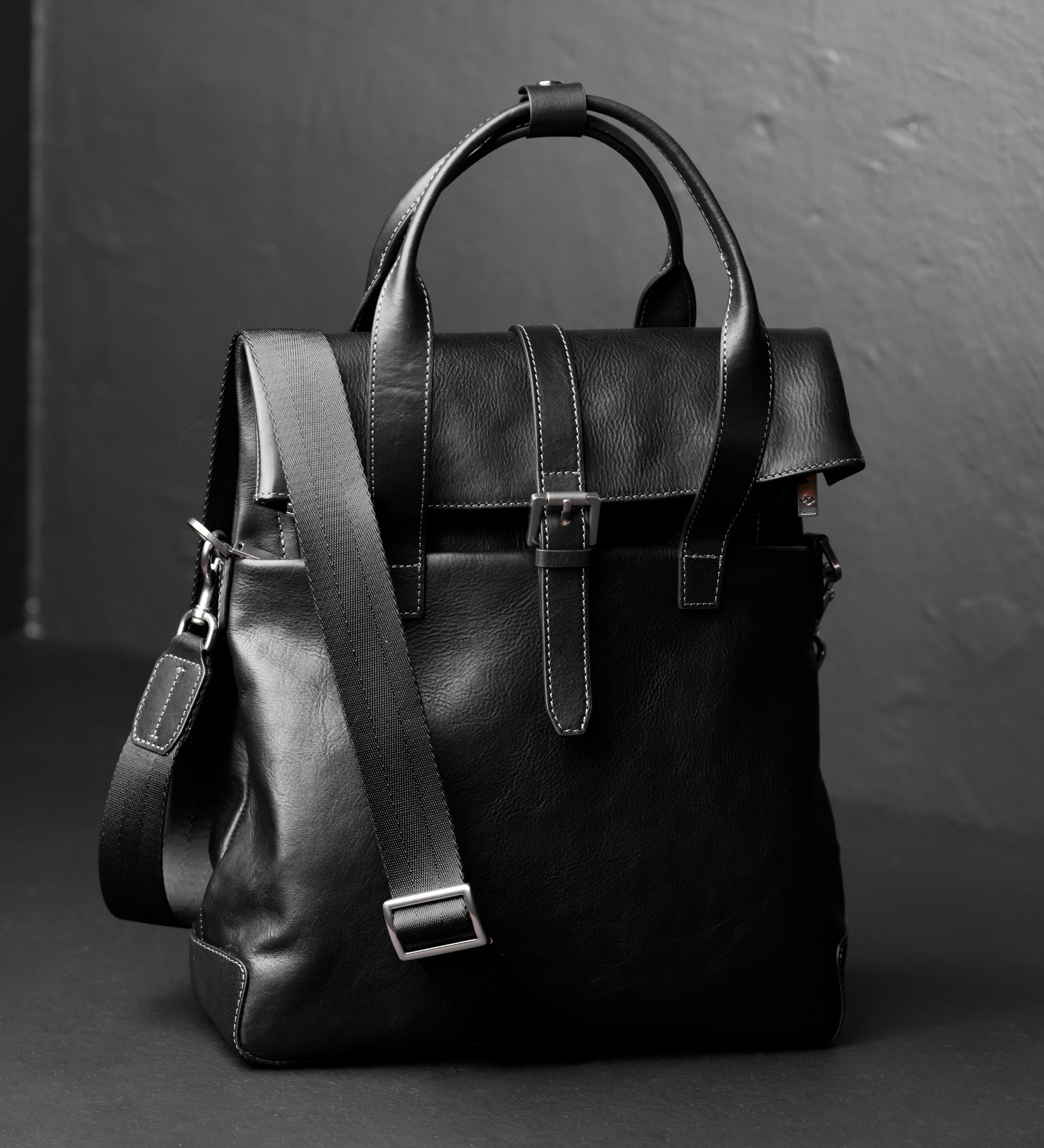 Sac à dos convertible en cuir The Awakening