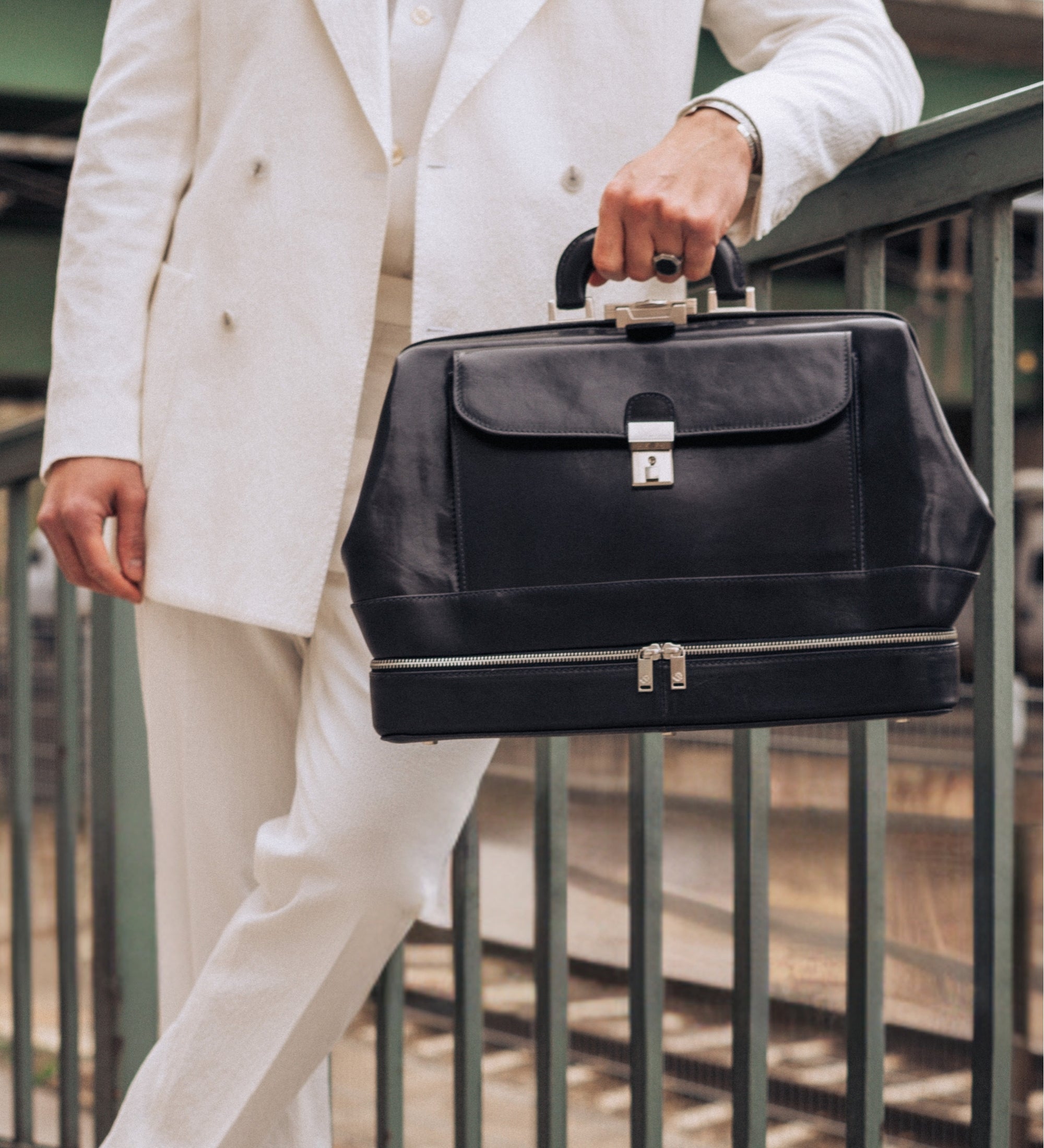 Grand sac de docteur en cuir italien The Master and Margarita