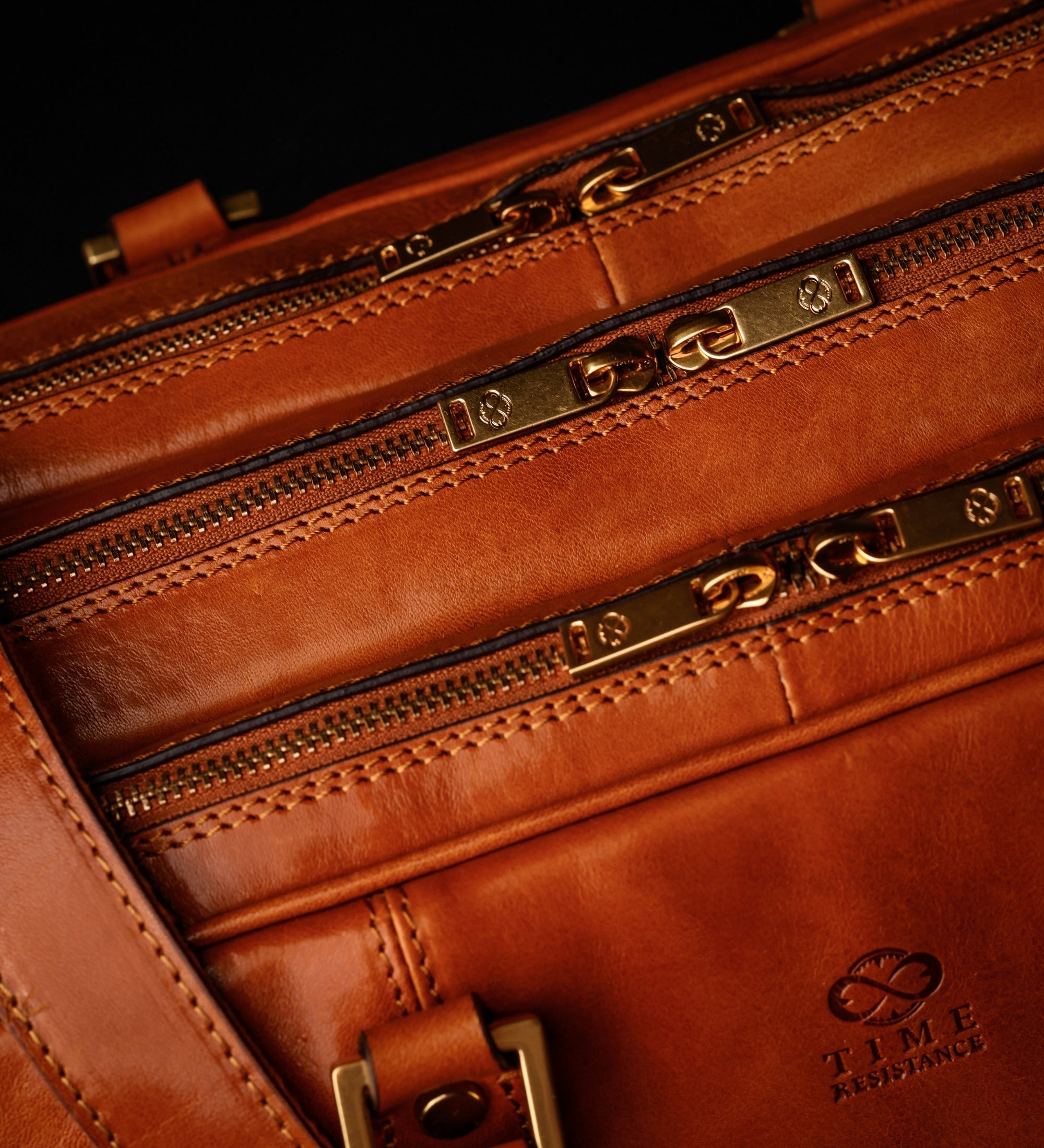 Sac à dos-mallette convertible en cuir A Farewell to Arms