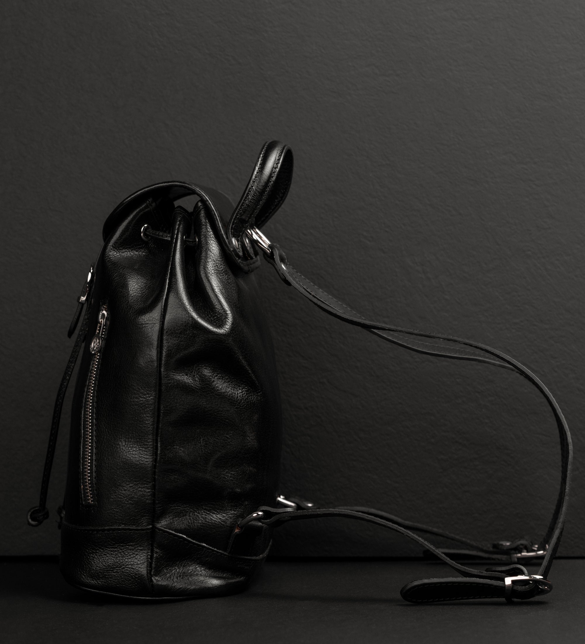 Sac à dos en cuir pour femme White Noise