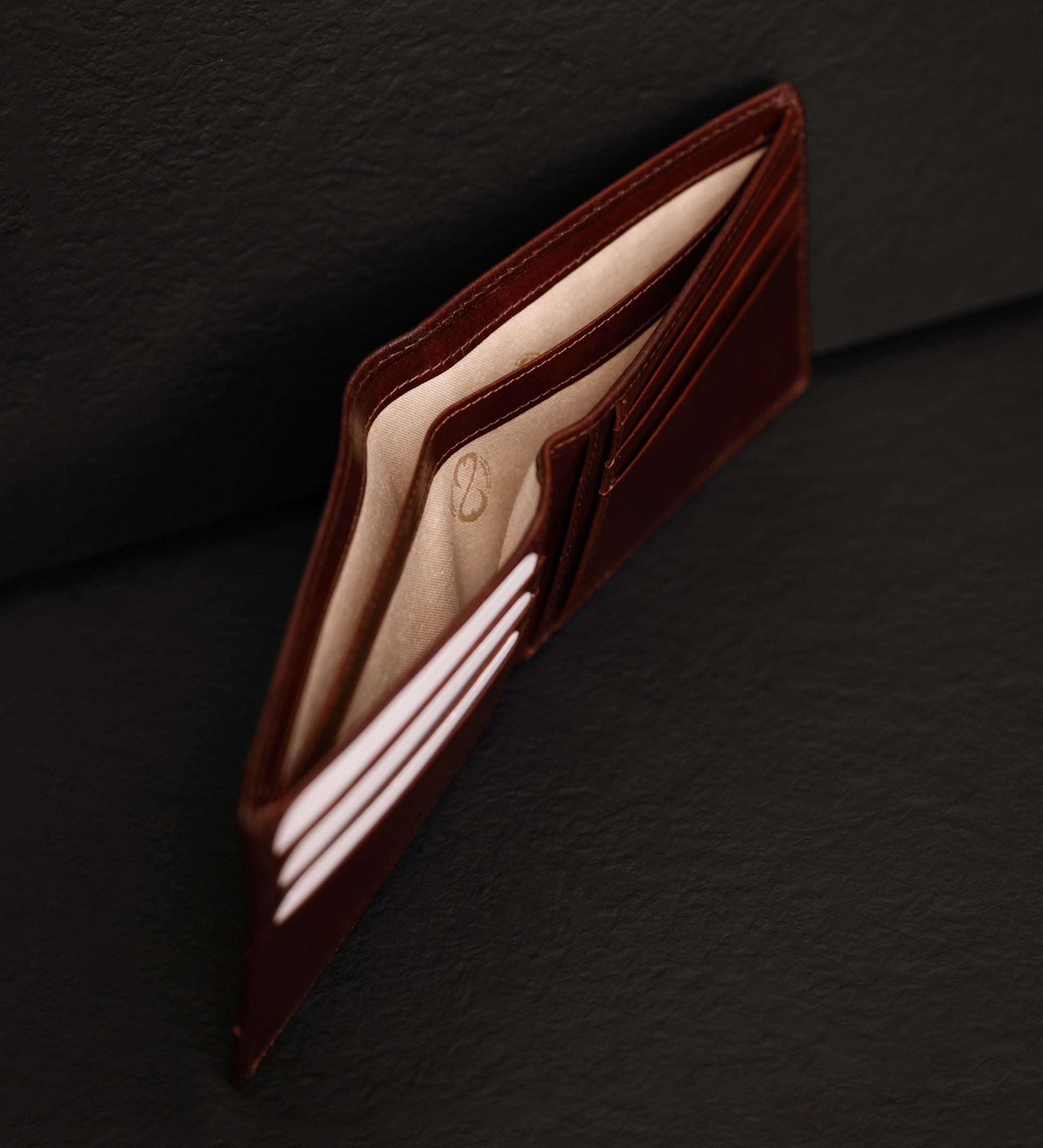 Portefeuille à deux volets en cuir The Getaway
