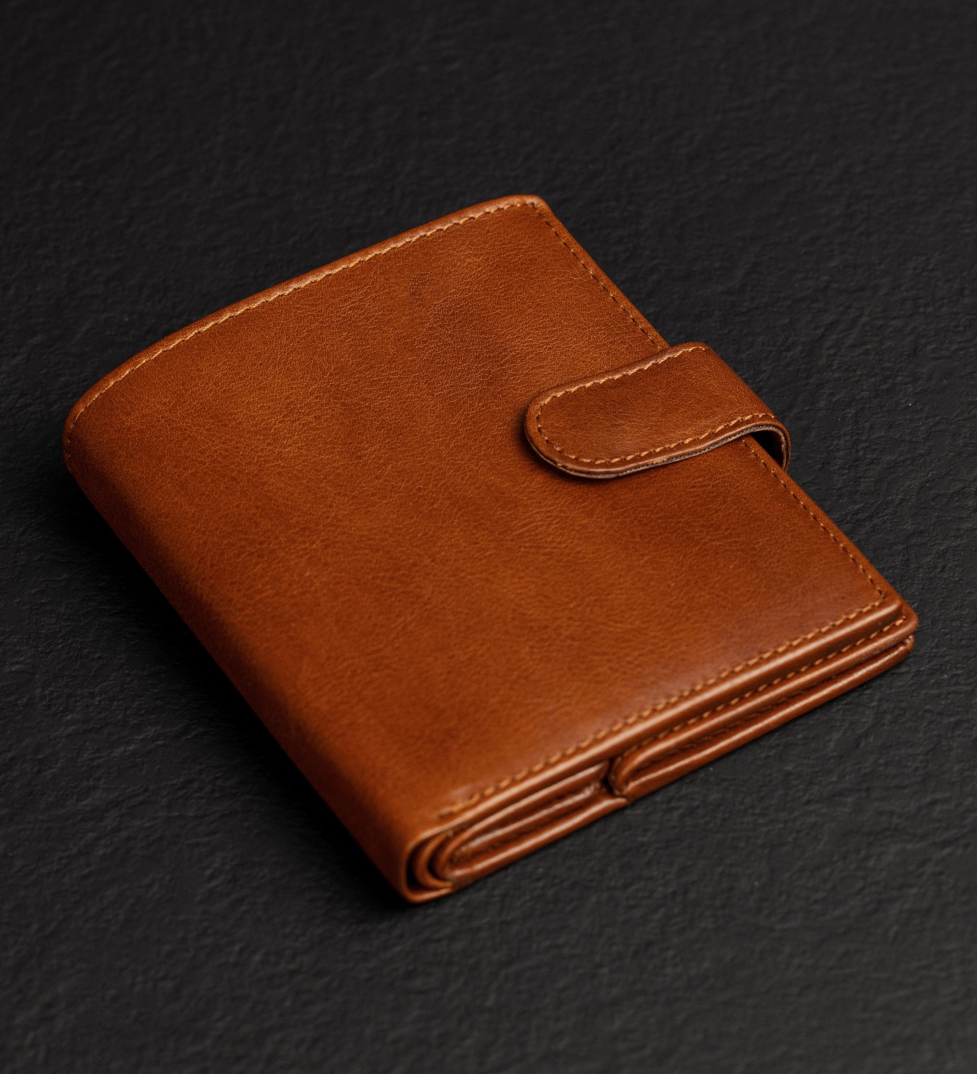 Portefeuille à deux volets en cuir avec fermeture à pression Ironweed