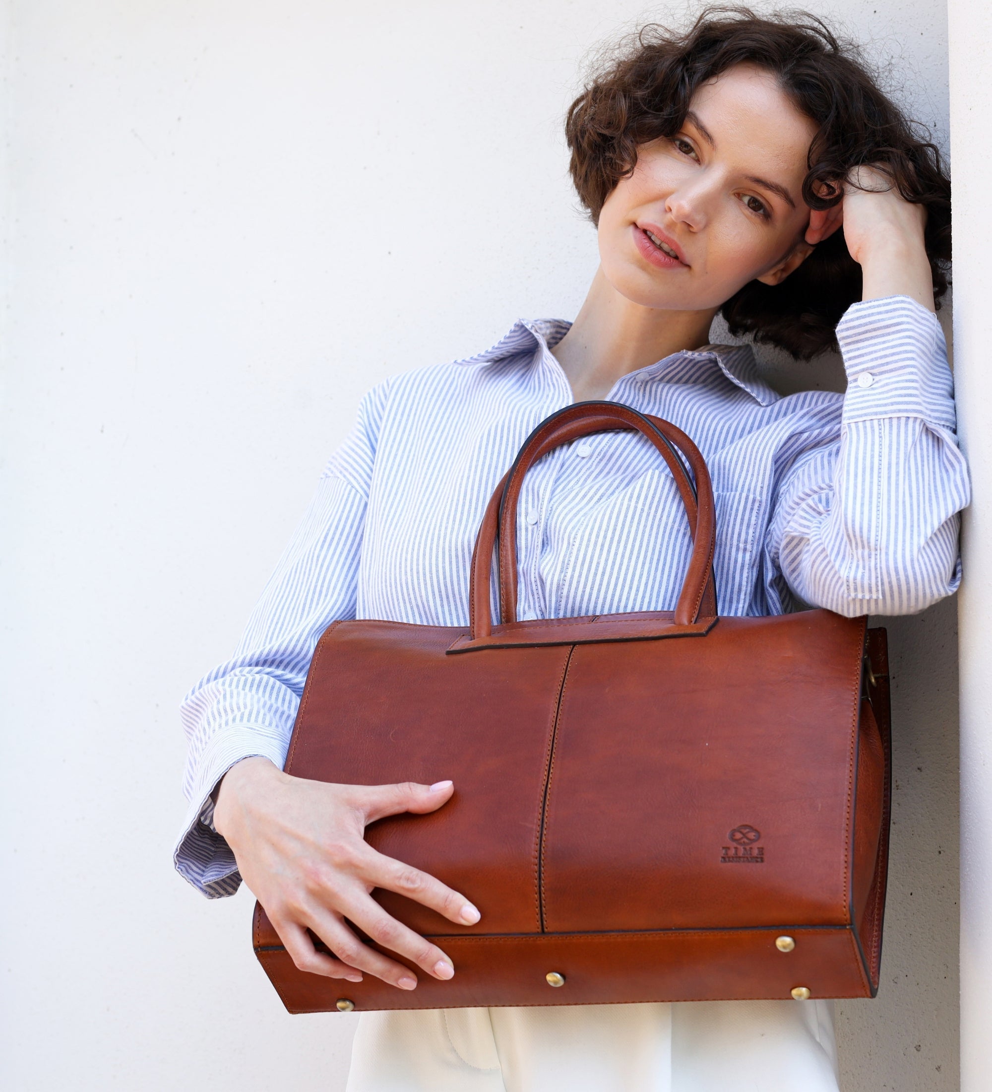 Sac cabas à bandoulière en cuir pour femme Anna Karenina