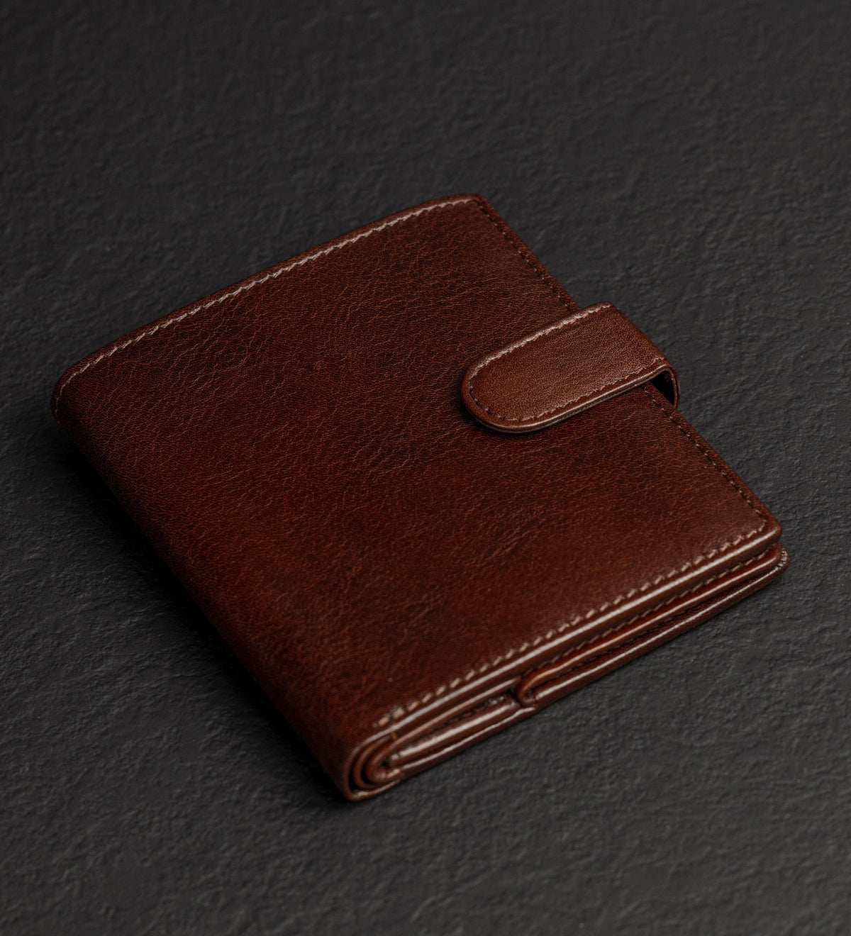 Portefeuille à deux volets en cuir avec fermeture à pression Ironweed