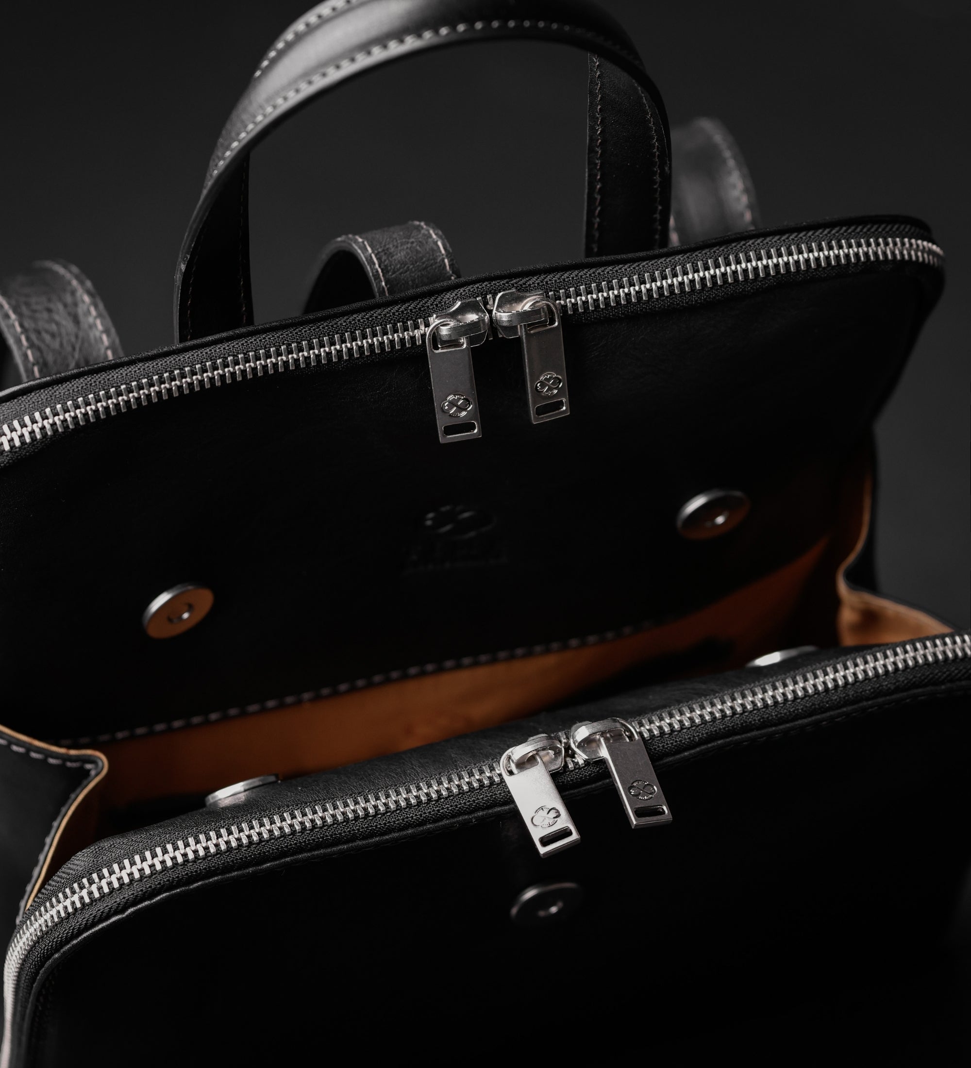 Sac à dos convertible à bandoulière en cuir pour femme Clarissa