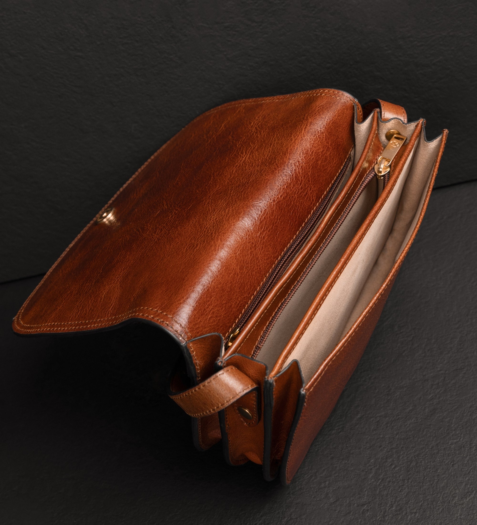 Sac à bandoulière selle en cuir pour femme Moonfleet