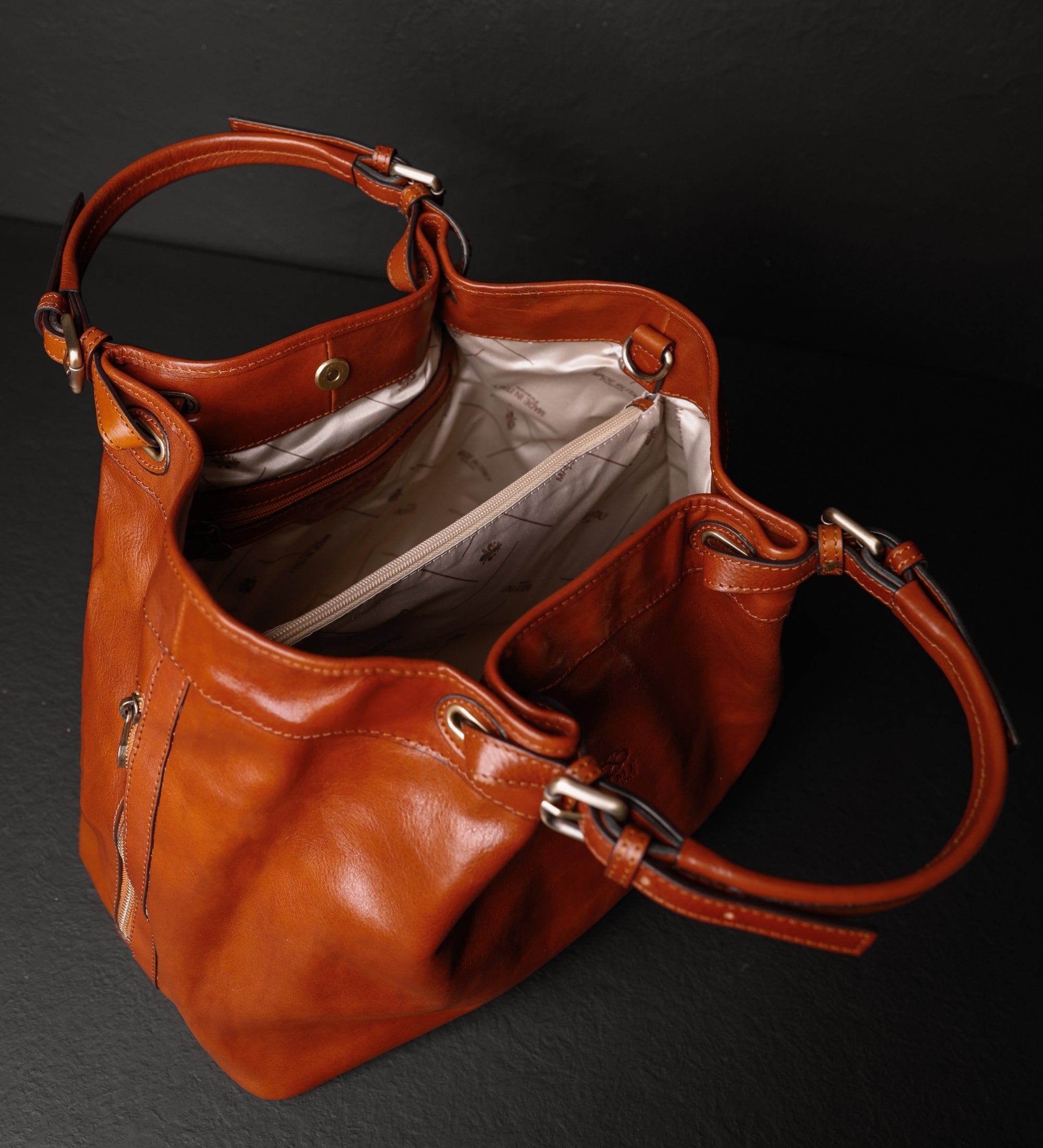 Sac à main cabas en cuir pour femme The Betrothed