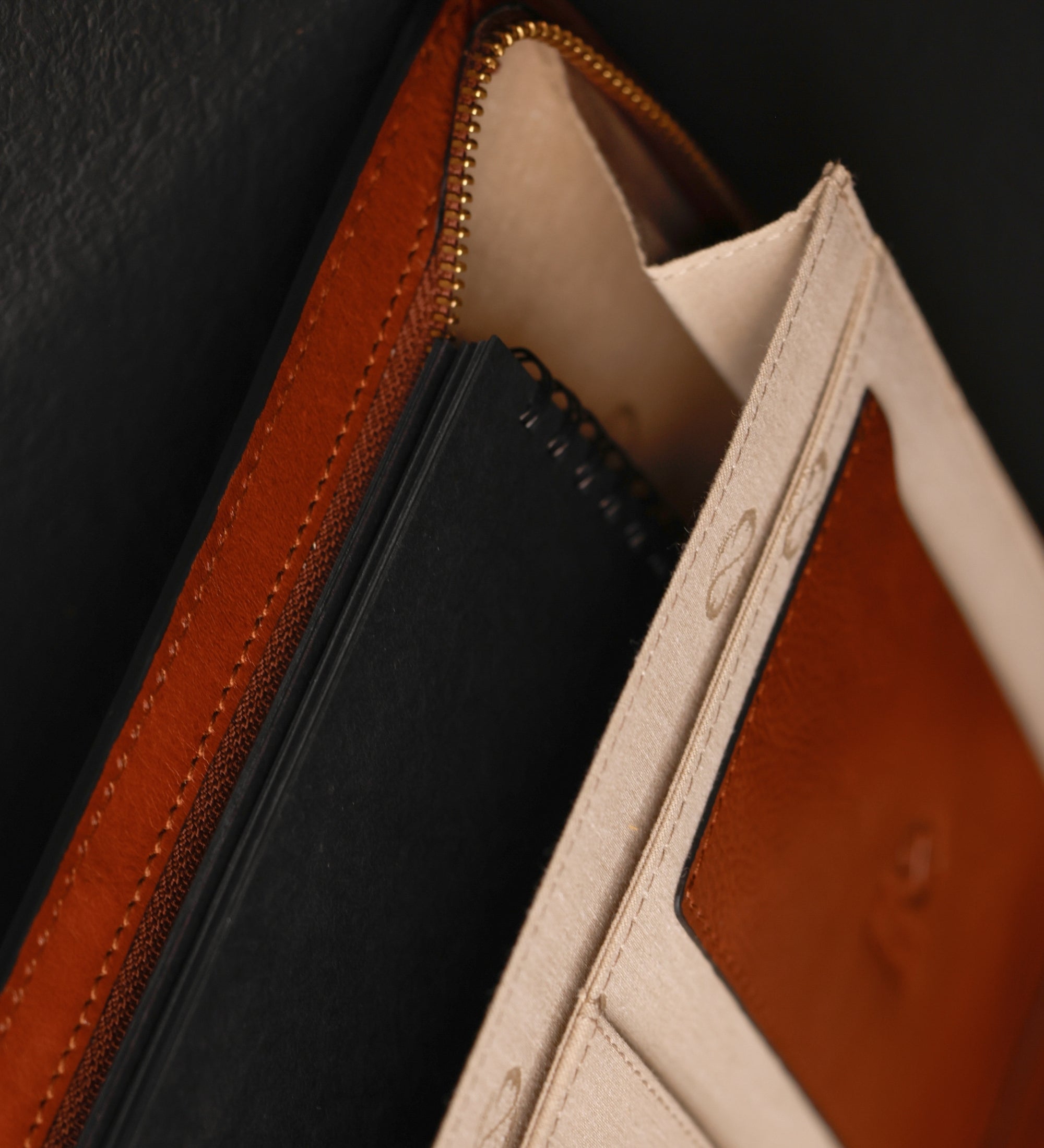 Porte-documents organiseur A4 en cuir Candide