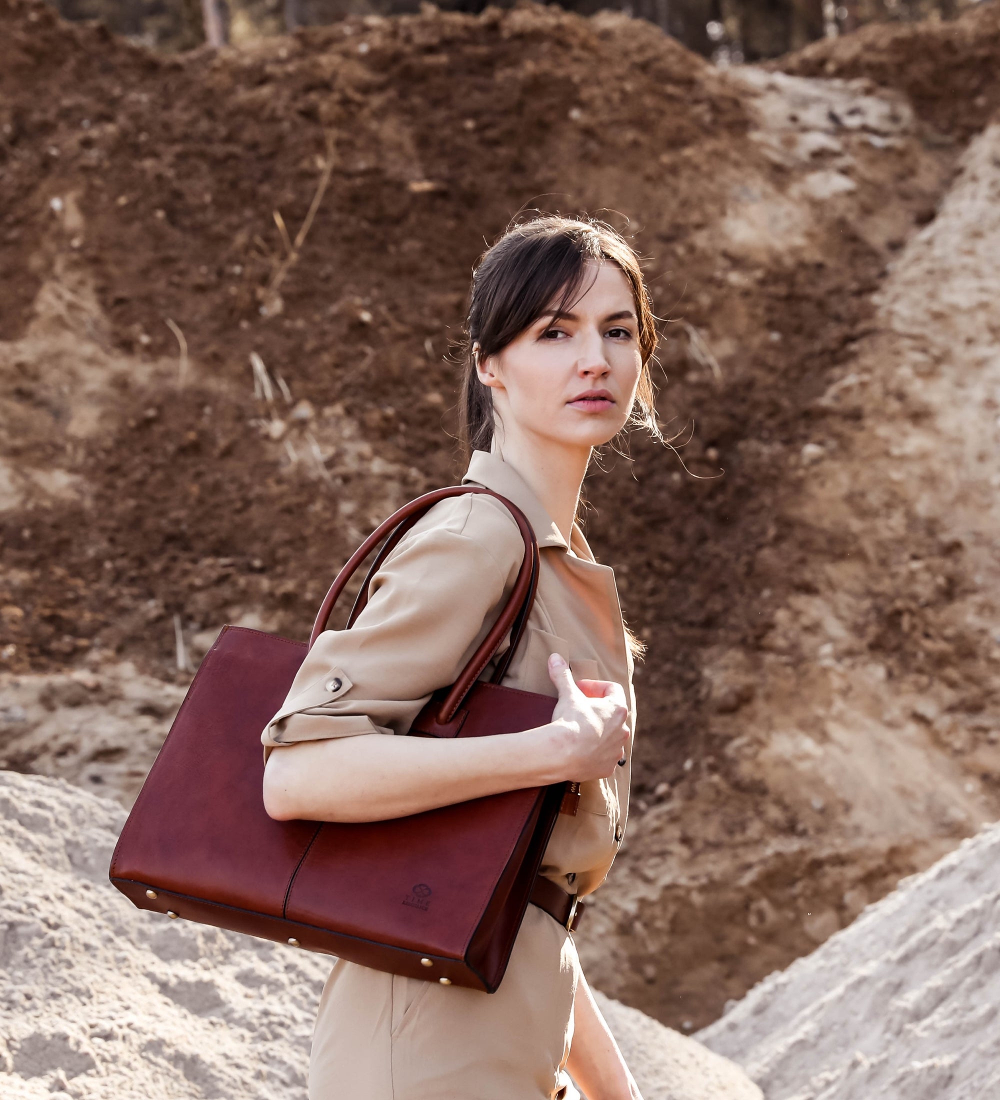 Sac cabas à bandoulière en cuir pour femme Anna Karenina
