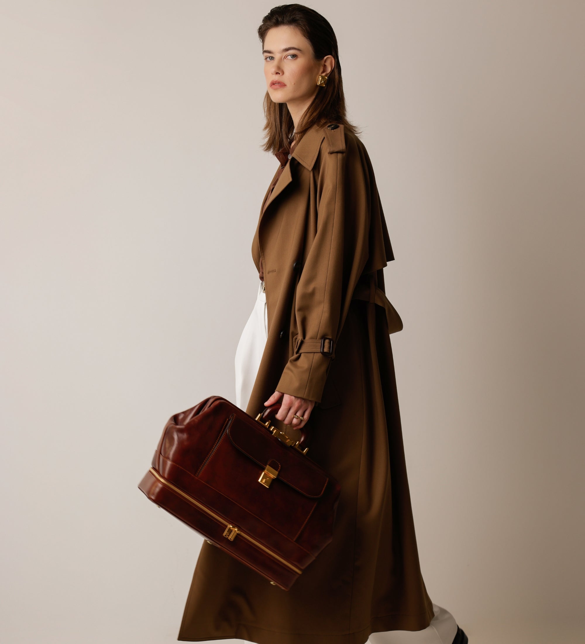 Grand sac de docteur en cuir italien pour femme The Master and Margarita